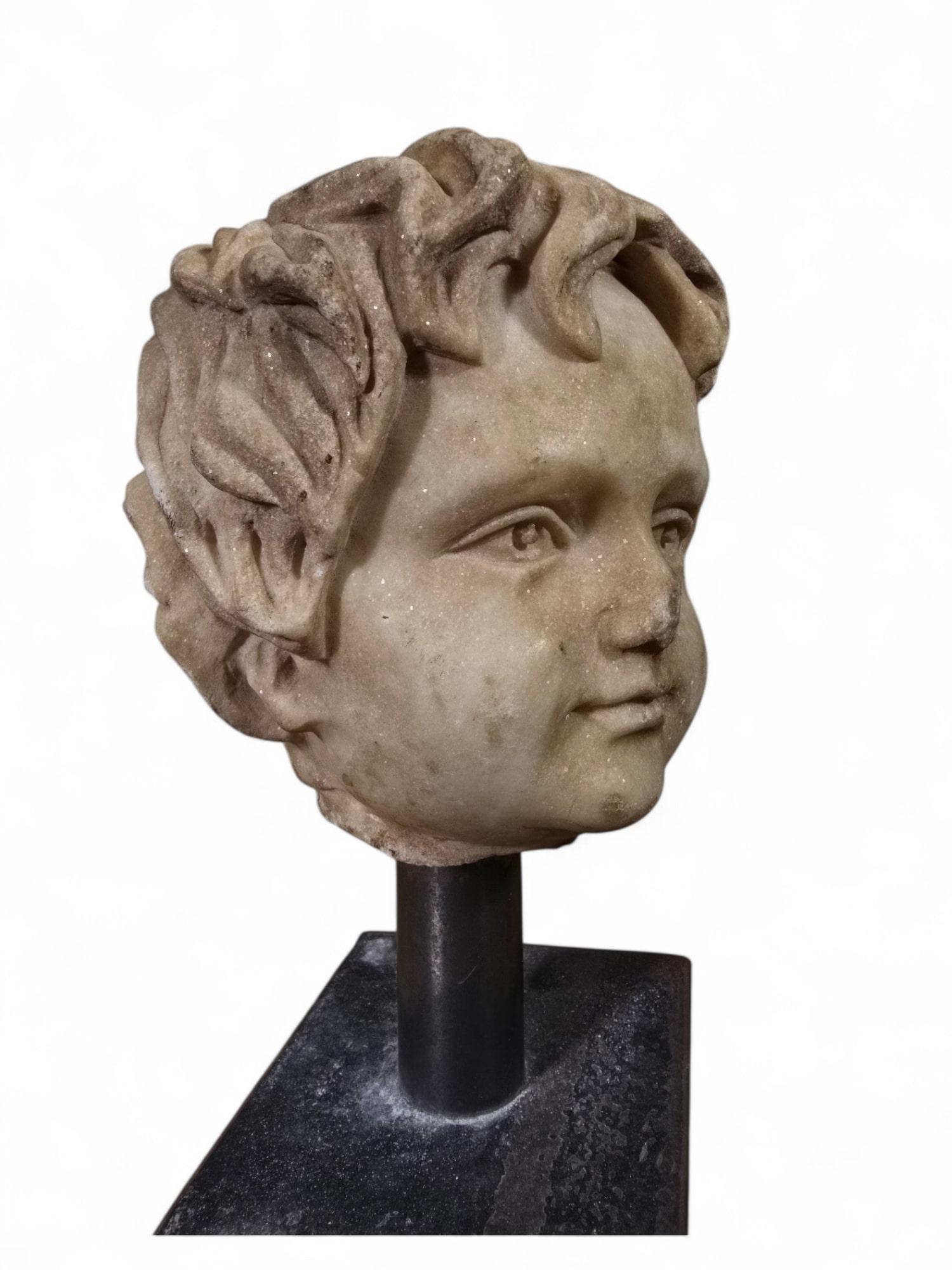 TESTA decorativa in marmo del XIX secolo raffigurante un bambino in vendita 3