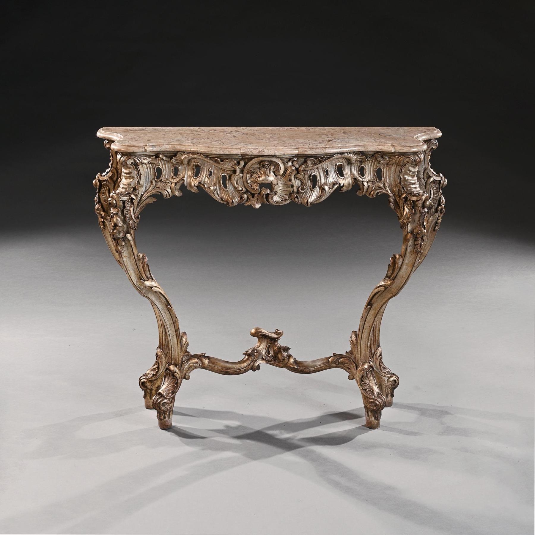 Decorative 19th Century Silver Gilt Italian Console Table with Shaped Marble Top Rococó en venta
