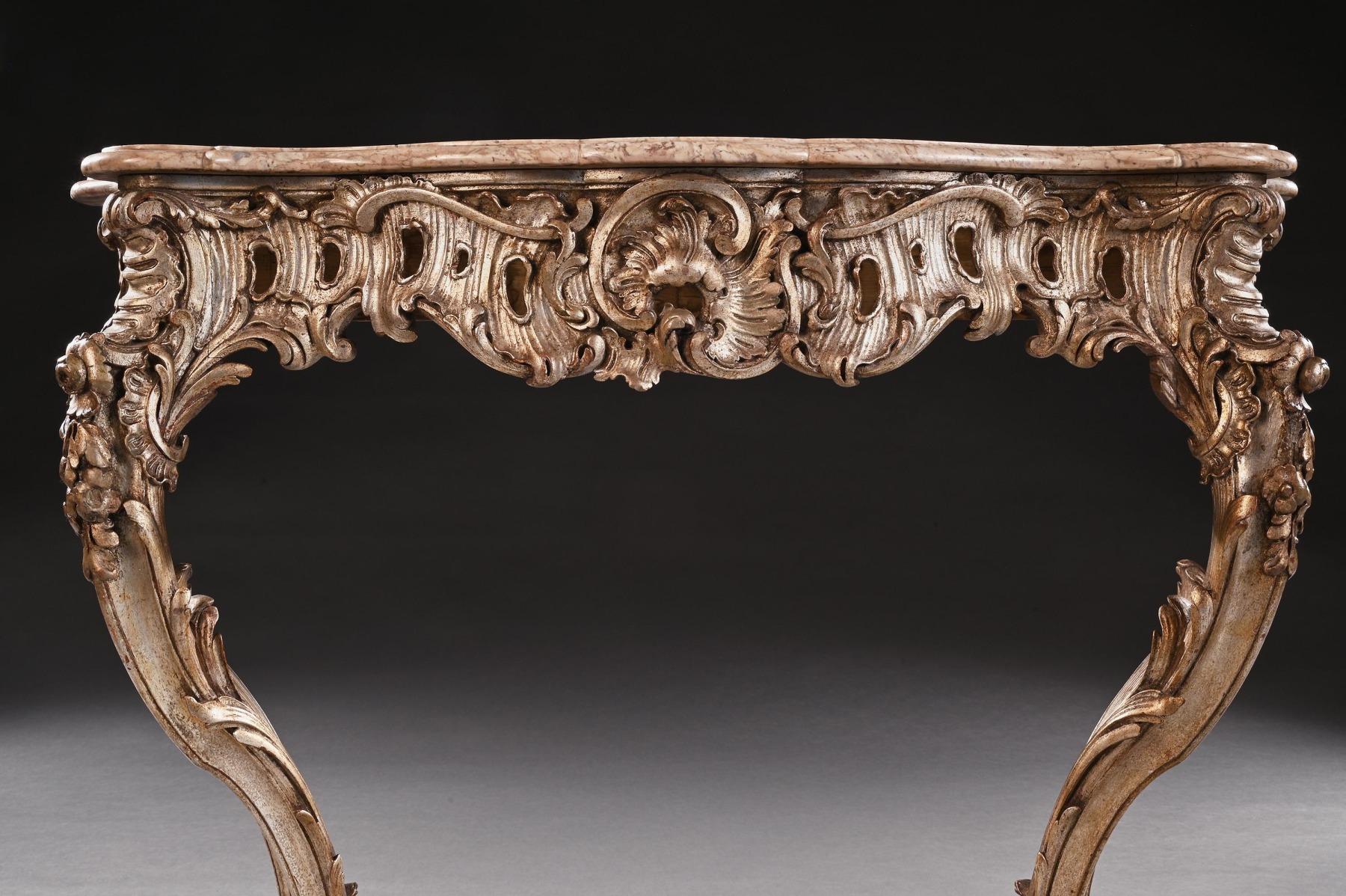Decorative 19th Century Silver Gilt Italian Console Table with Shaped Marble Top siglo XIX en venta