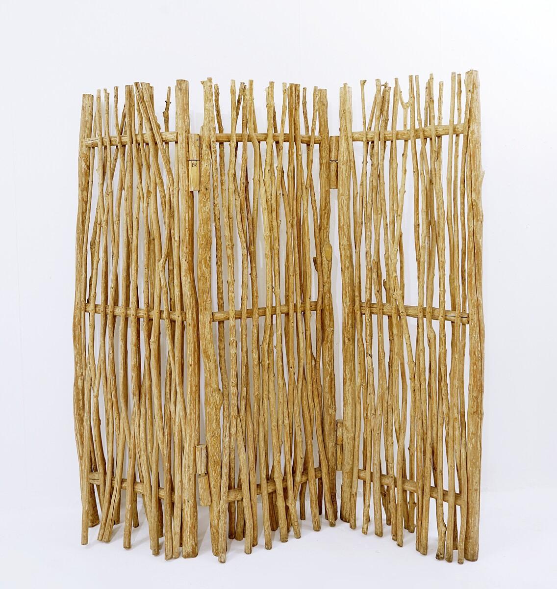 Séparation de pièce décorative à 3 panneaux en branches de bois en vente 4