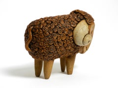 Statuetta decorativa astratta degli anni '60 "Ariete" in ceramica di Wilhelm & Elhelm Kuch