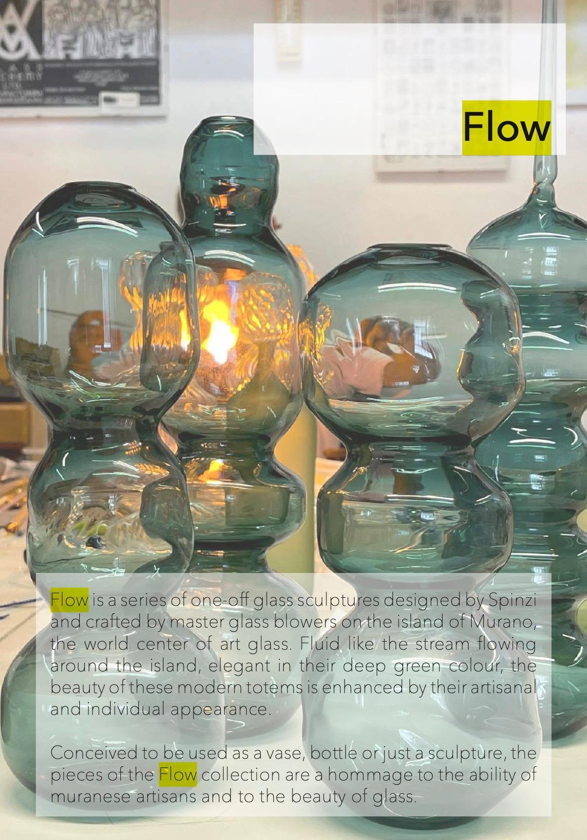 Accessorio decorativo  Vaso unico in vetro artistico di Murano soffiato a mano 