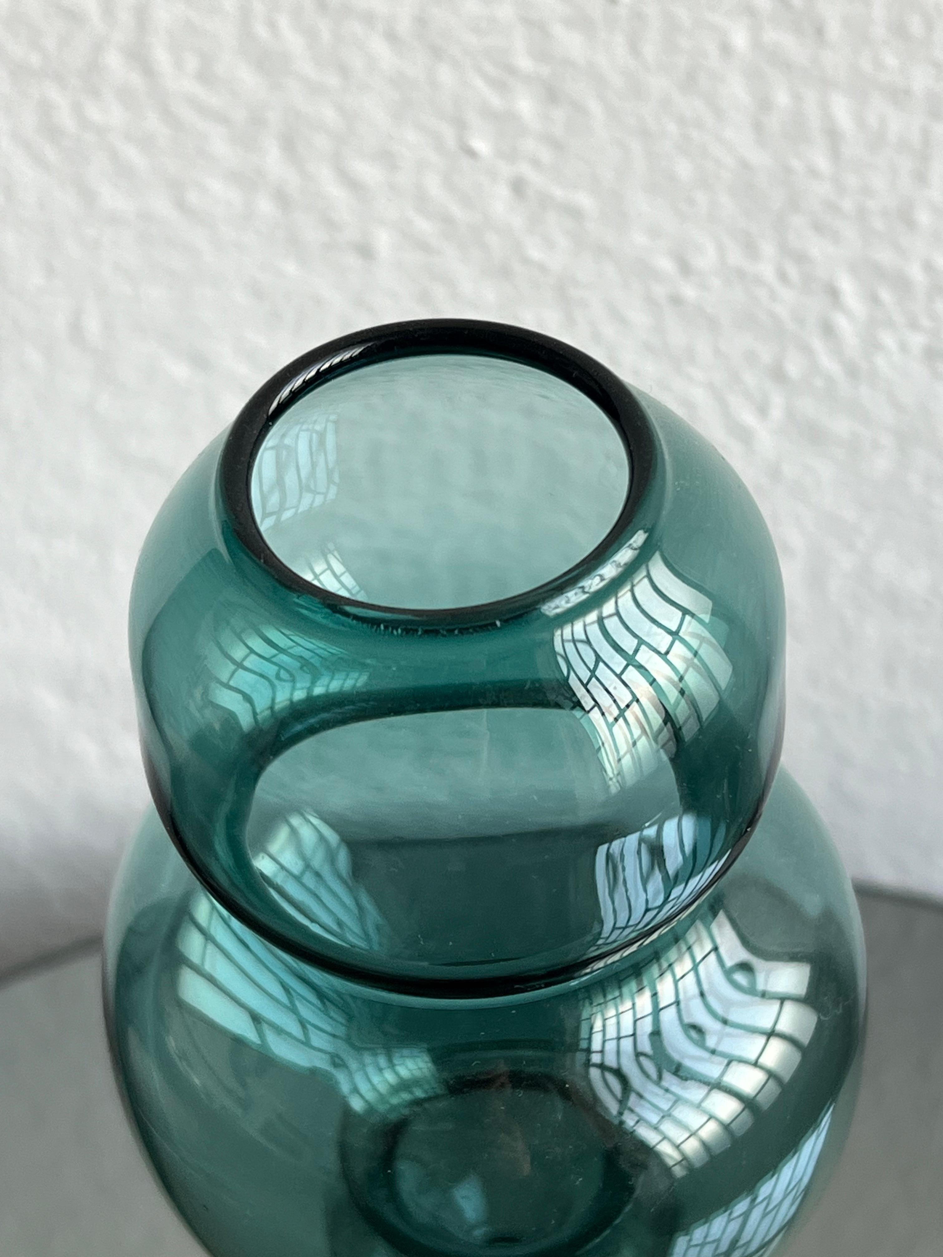 Accessorio decorativo  Vaso unico in vetro artistico di Murano soffiato a mano 