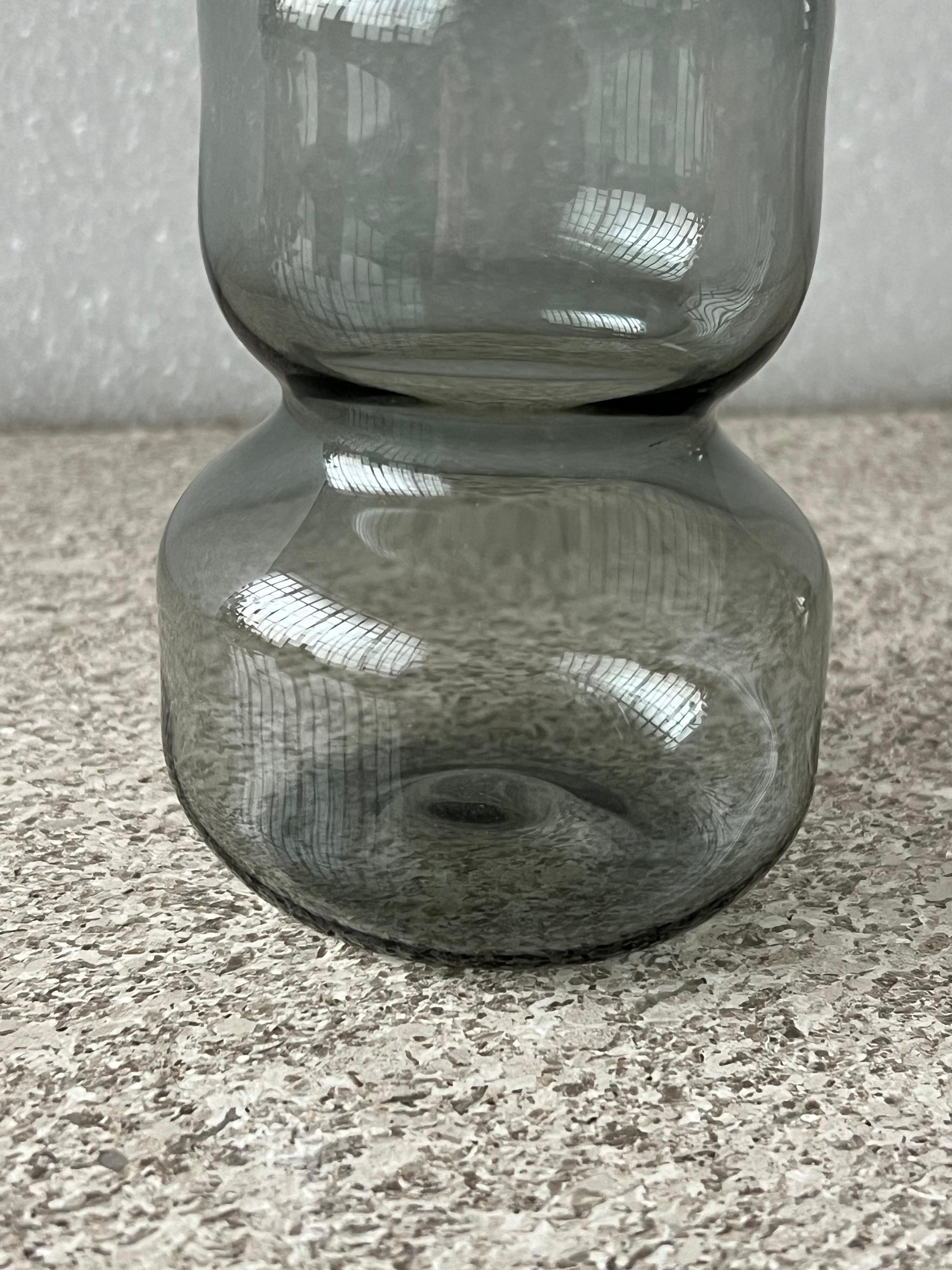 Accessorio decorativo  Vaso unico in vetro artistico di Murano soffiato a mano 