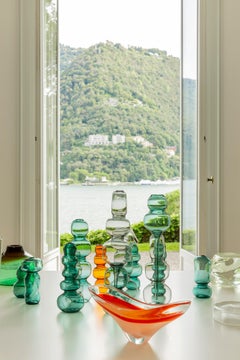 Accessorio decorativo Vaso unico in vetro artistico di Murano soffiato a mano "Flow" di Spinzi