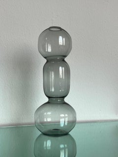 Dekoratives Accessoire  „Flow“ Vase aus mundgeblasenem Murano-Kunstglas von Spinzi, Ein-off-Druck