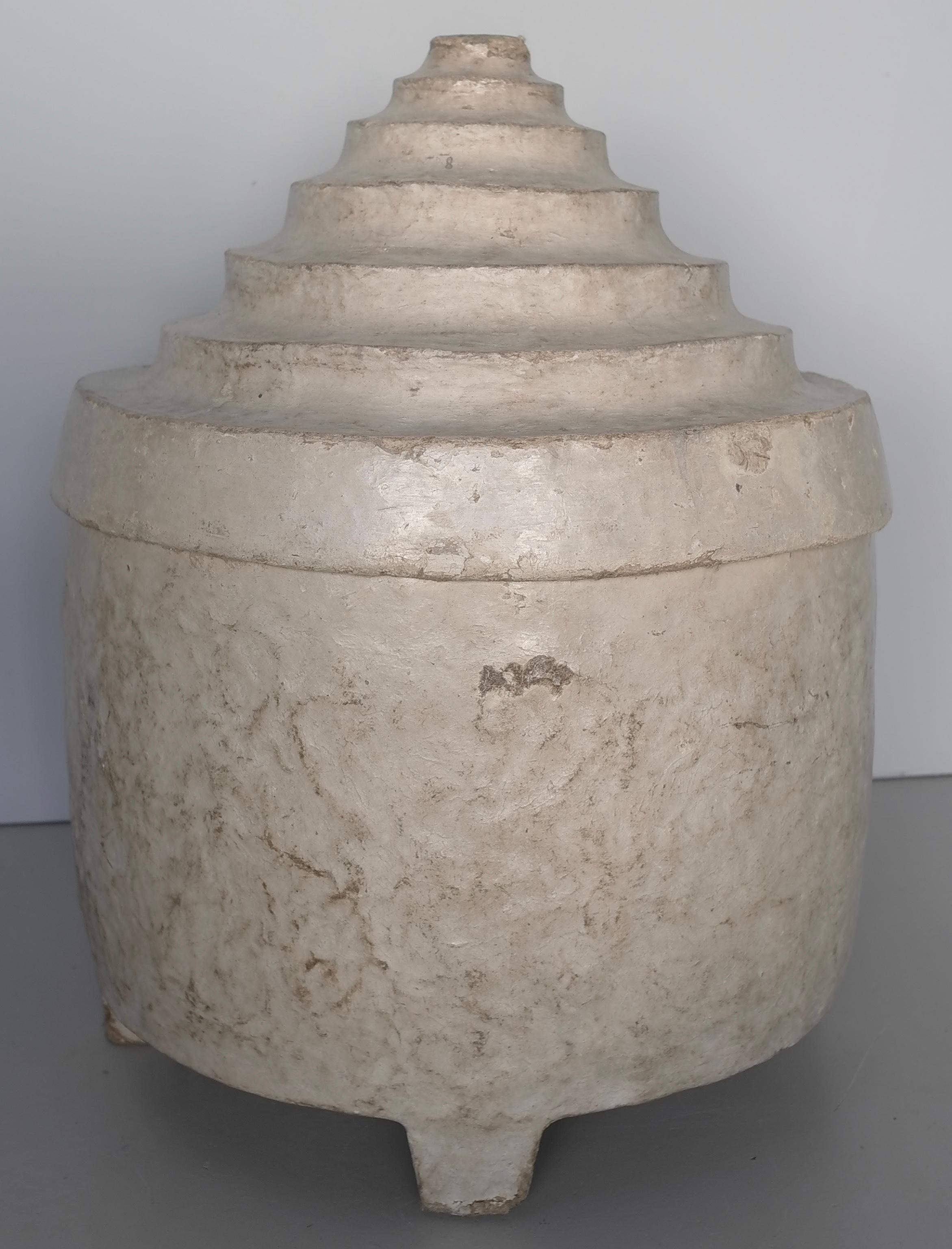 Cesto decorativo africano di metà secolo, intonacato di bianco, con coperchio a scalino in vendita 6