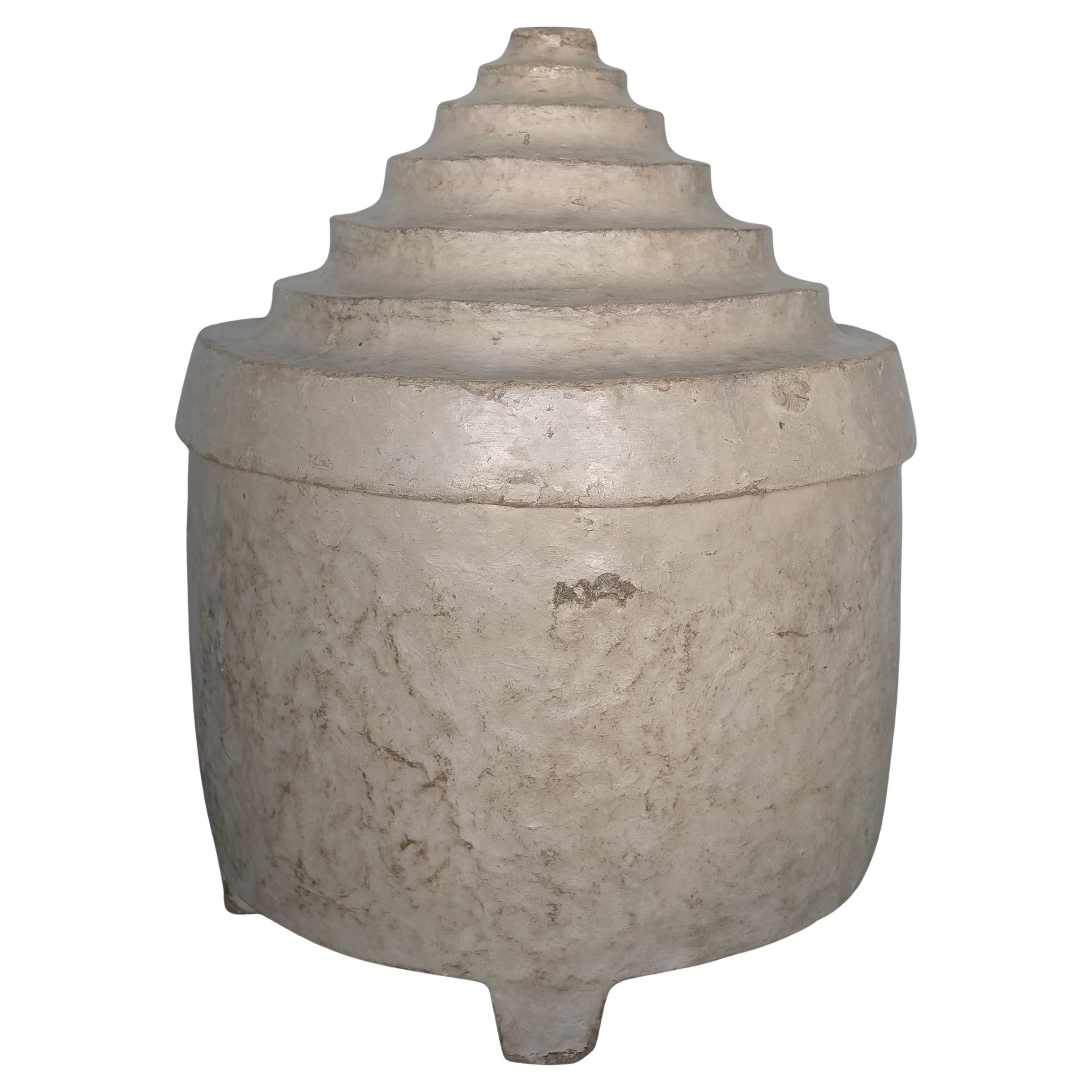 Cesto decorativo africano di metà secolo, intonacato di bianco, con coperchio a scalino in vendita 8