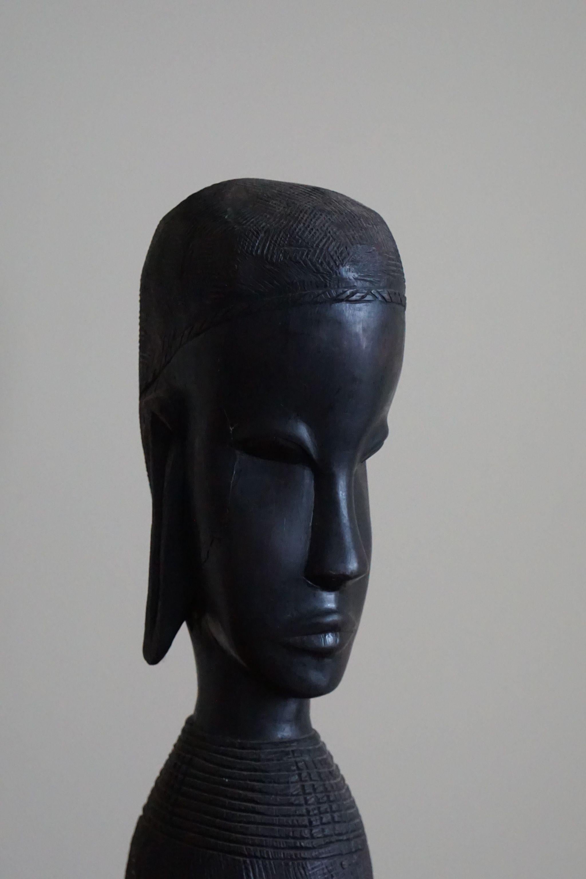 20th Century Decorative African Wooden Sculpture,  Mid Century, Handcrafted in the 1940-50s For Sale