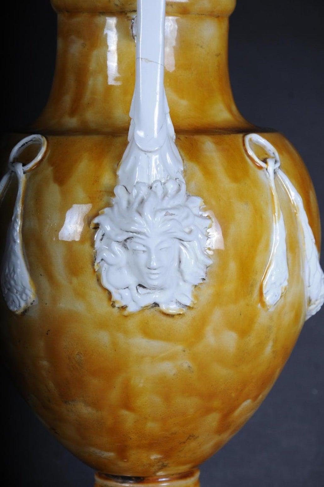 Decorative Amphora Vase Italy Classicism In Good Condition For Sale In Berlin, DE