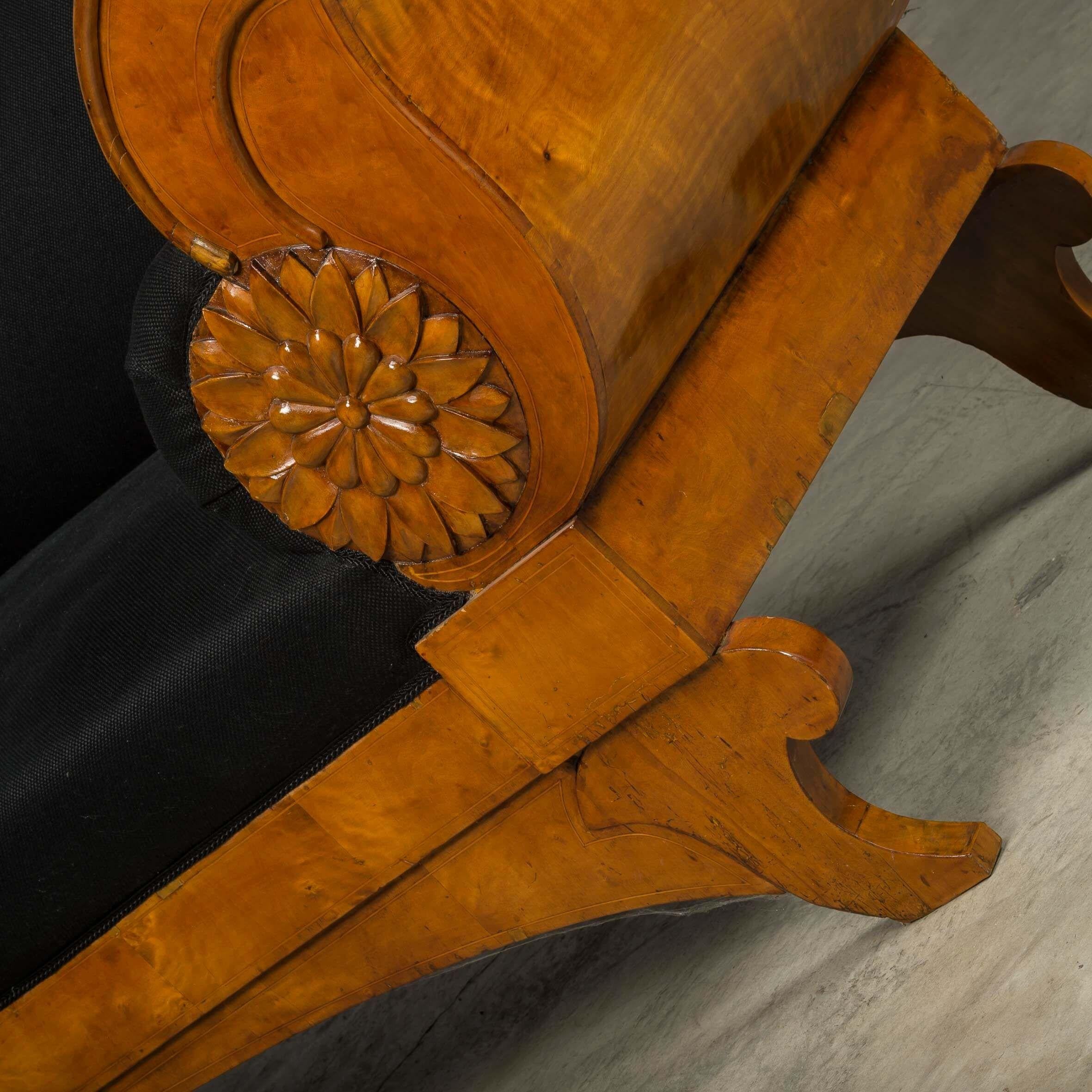 Canapé Biedermeier décoratif et architectural en vente 3