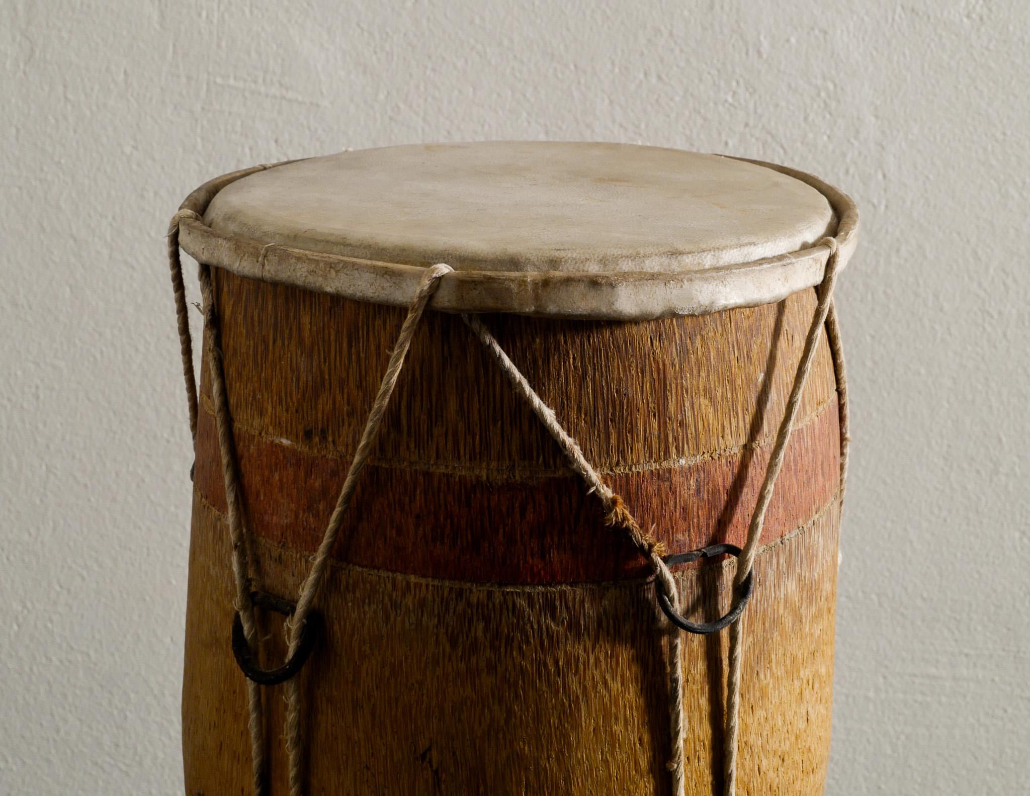 Folk Art Decorative and Mid Century African Hand Made Wooden and Hide Tribal Drum, 1900s For Sale