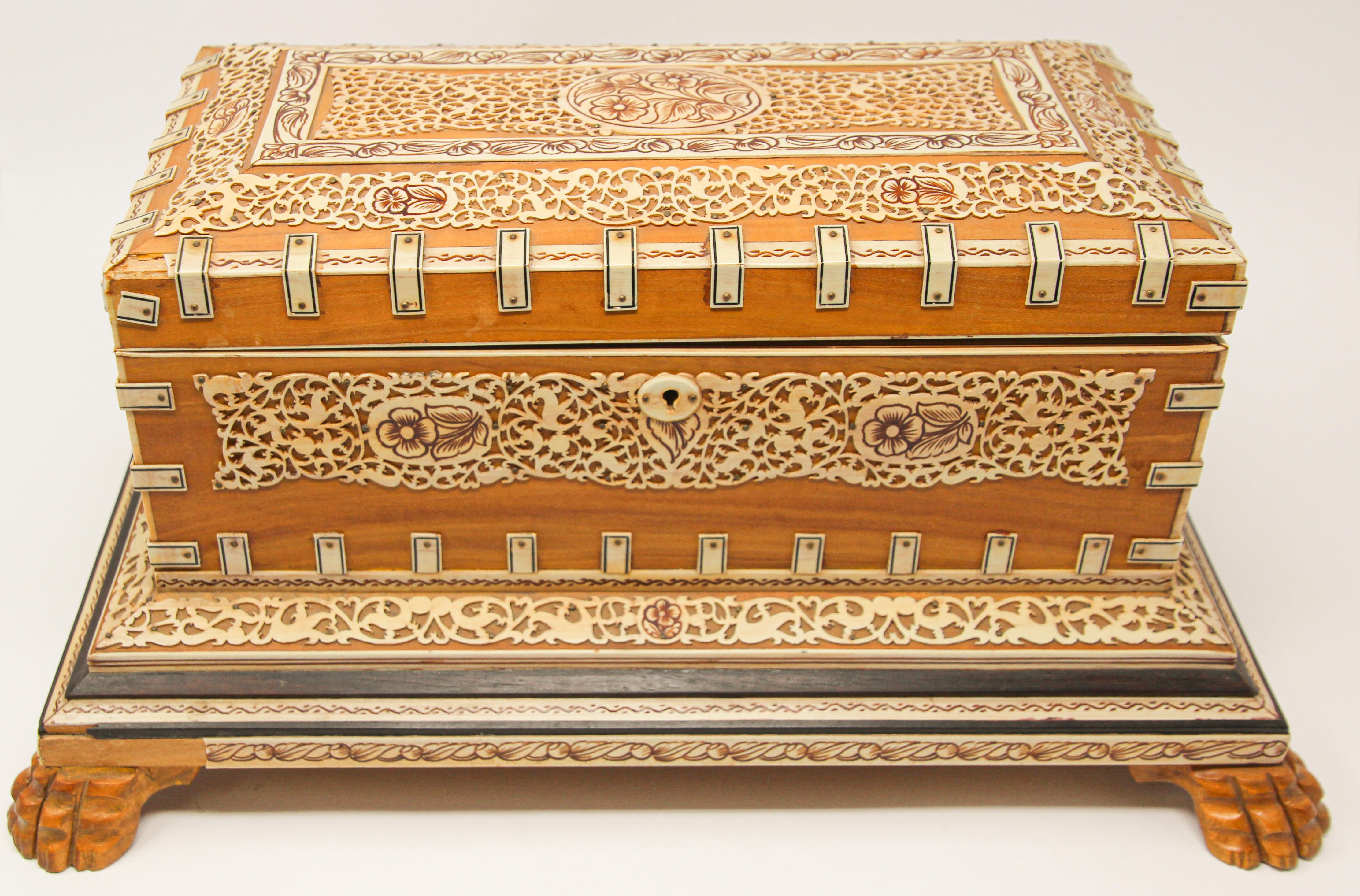 Hand-Carved Decorative Anglo-Indian Mughal Style Overlay Footed Box