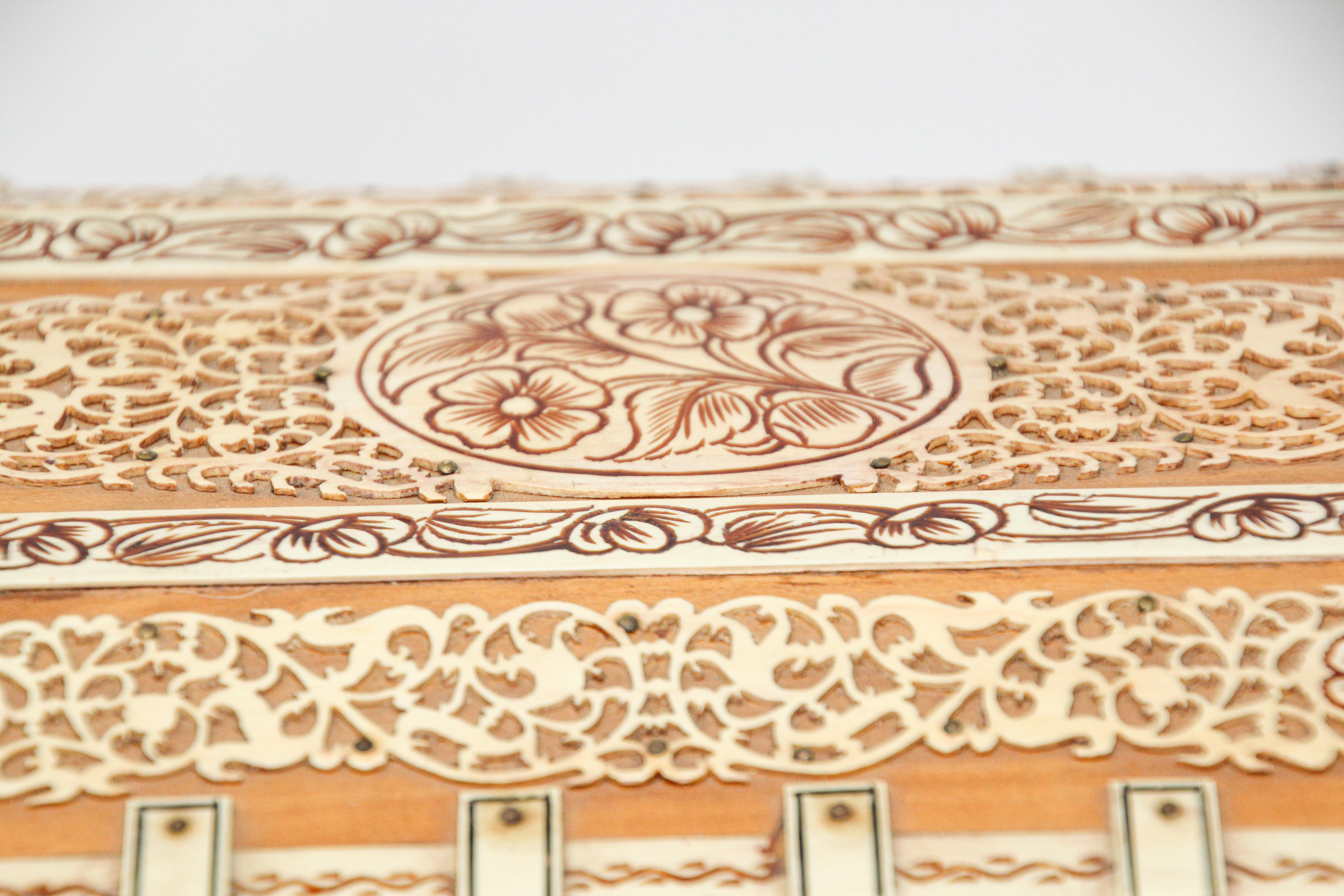 Fruitwood Decorative Anglo-Indian Mughal Style Overlay Footed Box