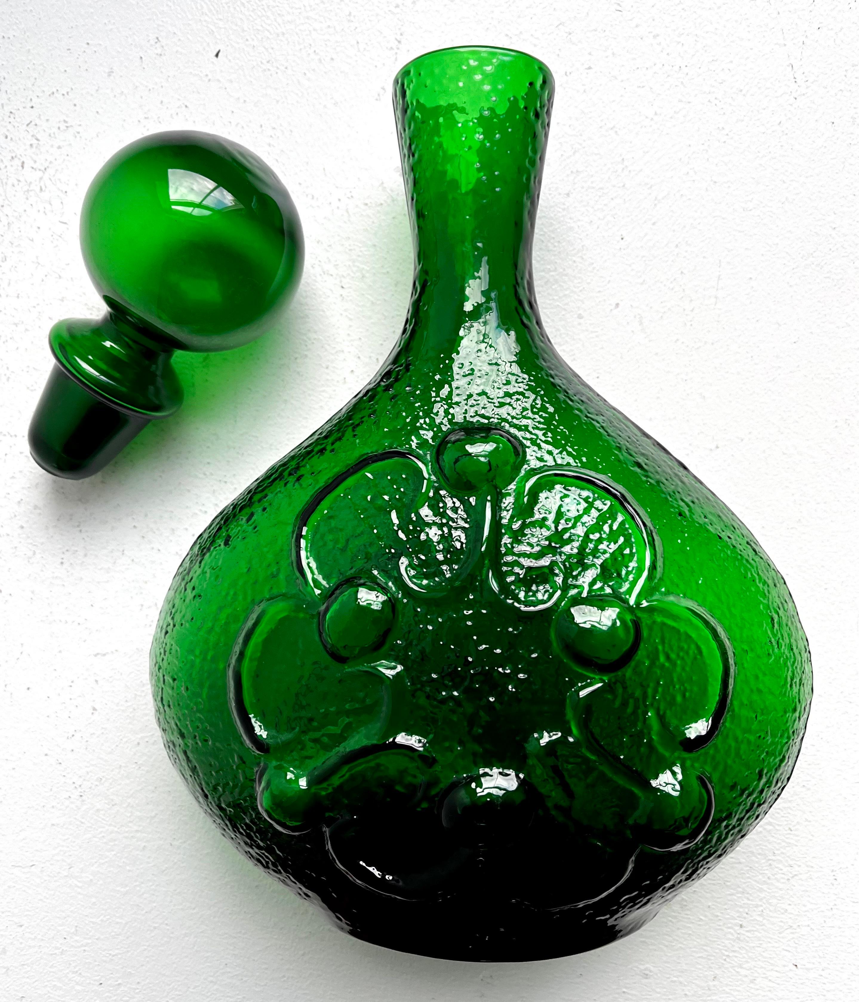 italien Carafe décorative en verre d'art 