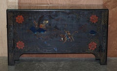 Decorative Antique Chinese Polychrome Painted and Lacquered Console Sideboard
