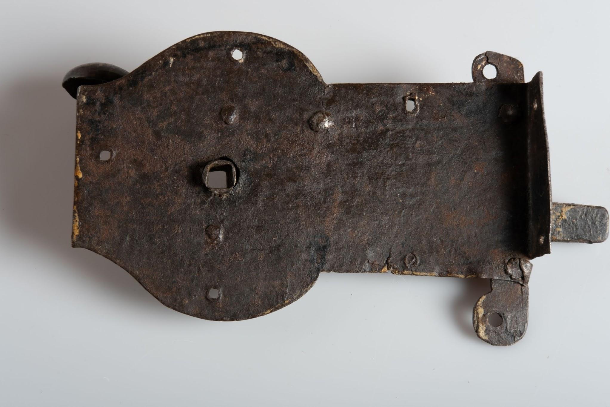 18th Century and Earlier Decorative Antique Iron Lock with Handle, Italy, circa 1600 For Sale