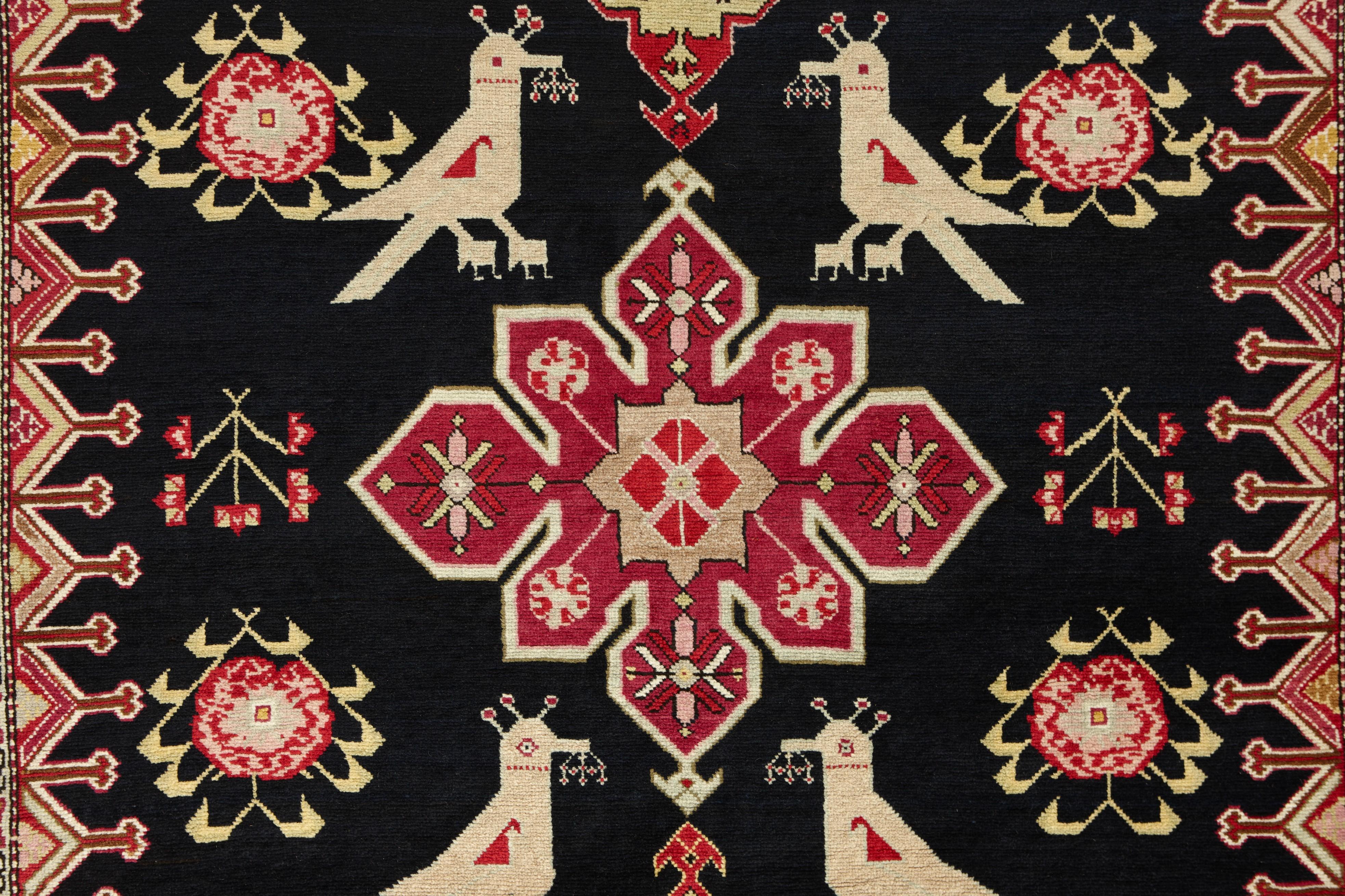 Alfombra decorativa antigua Karabagh Gallery principios del siglo XX en venta