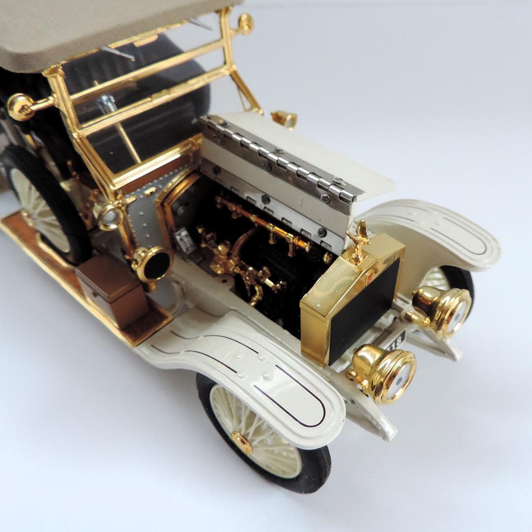 Modèle de carrosserie décoratif antique rare Rolls Royce Cream Car Franklin Mint 1911 Royaume-Uni en vente 3