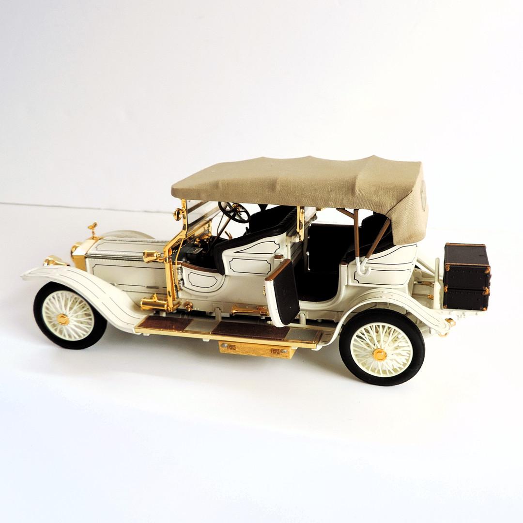 Dekorative Antike MODELLWAGEN, Seltene Rolls Royce Creme Auto Franklin Mint 1911 UK (Hollywood Regency) im Angebot