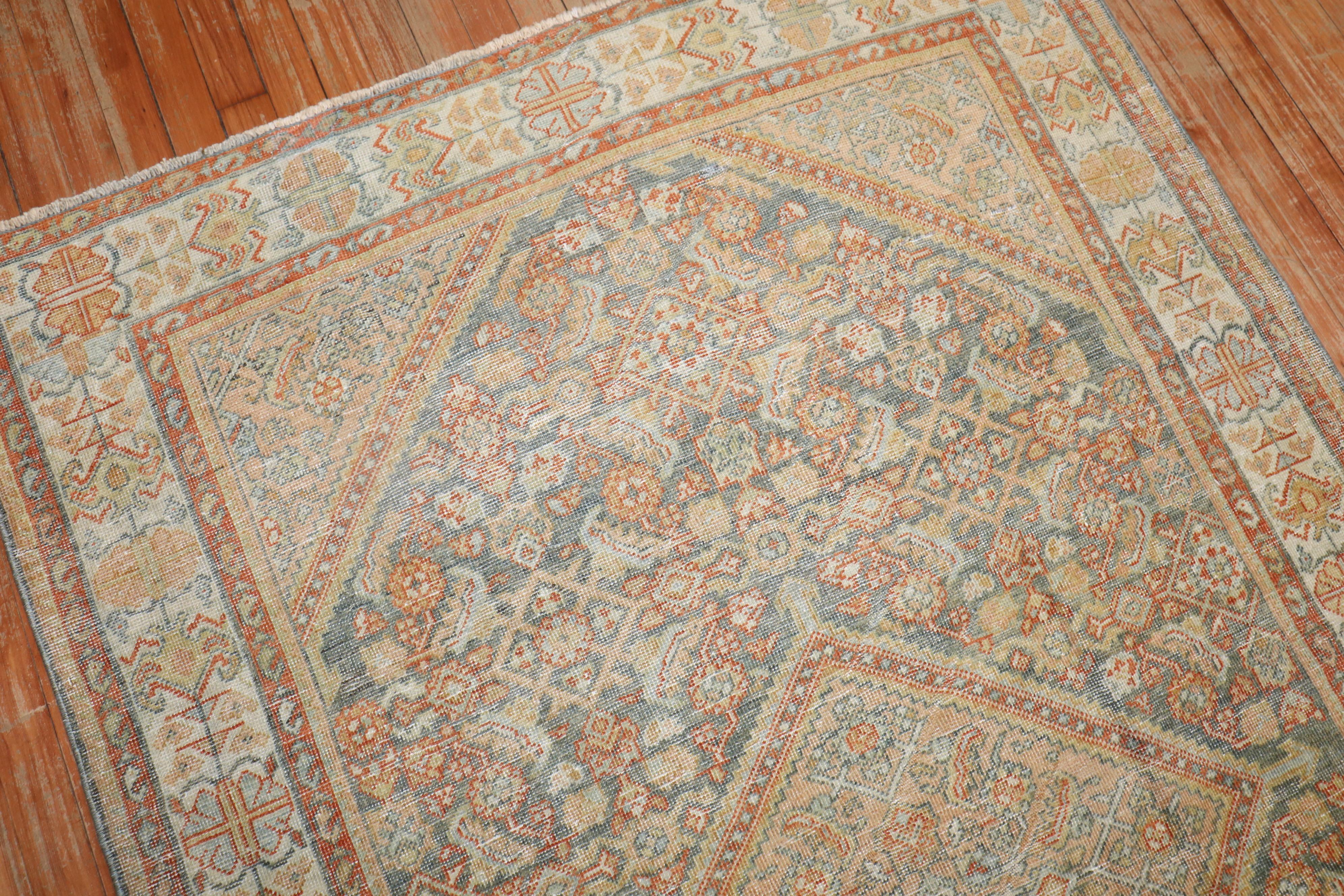 Dekorativer antiker persischer Mahal-Teppich (Wolle) im Angebot