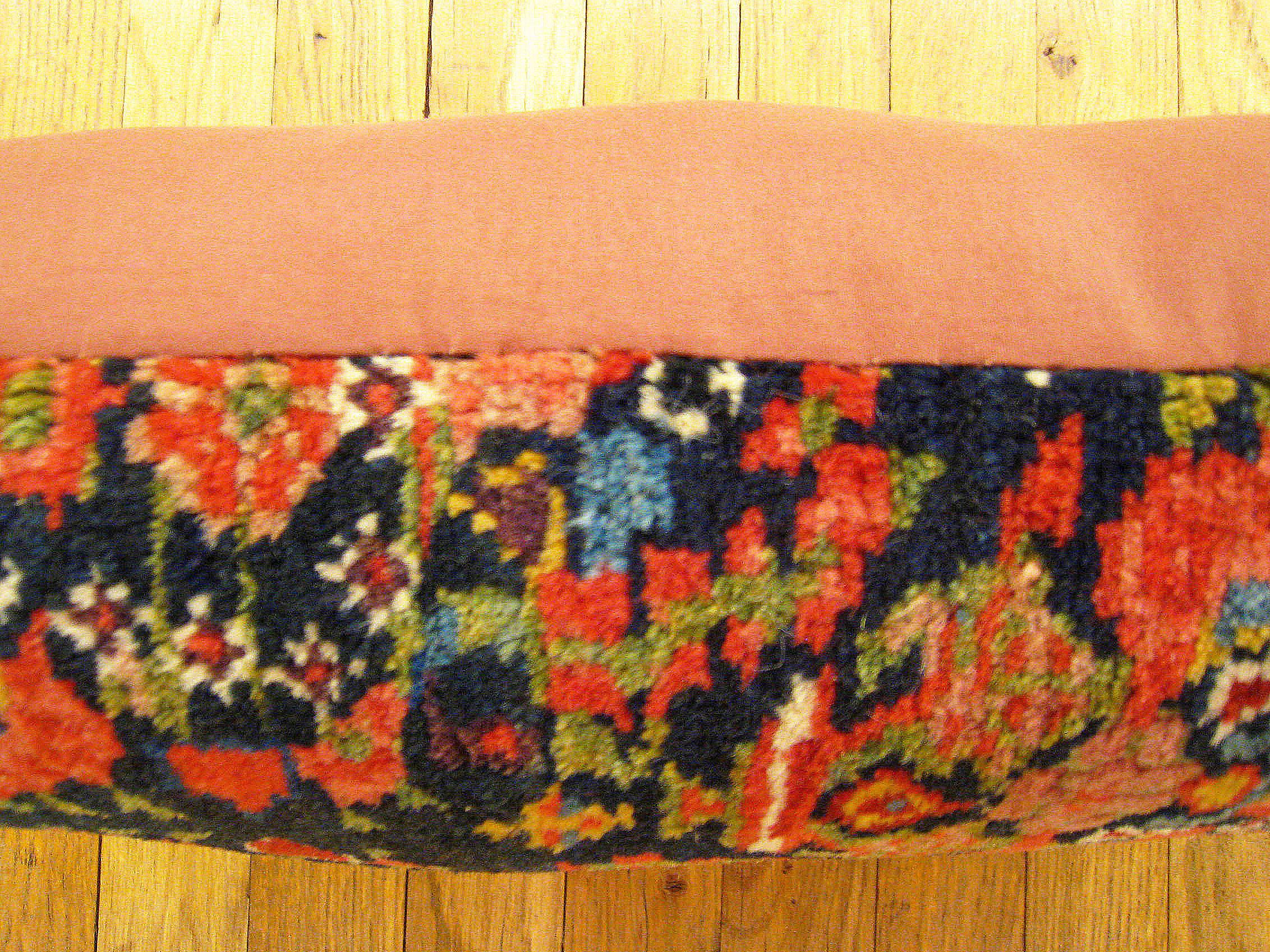 Coussin décoratif persan ancien tapis Malayer avec motifs géométriques abstraits Bon état - En vente à New York, NY