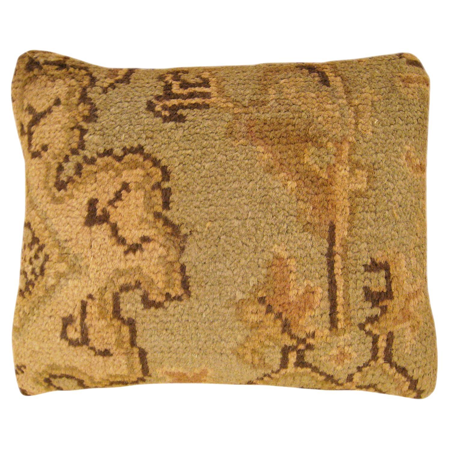 Dekoratives antikes spanisches Savonnerie-Teppich Kissen mit geometrischem Design