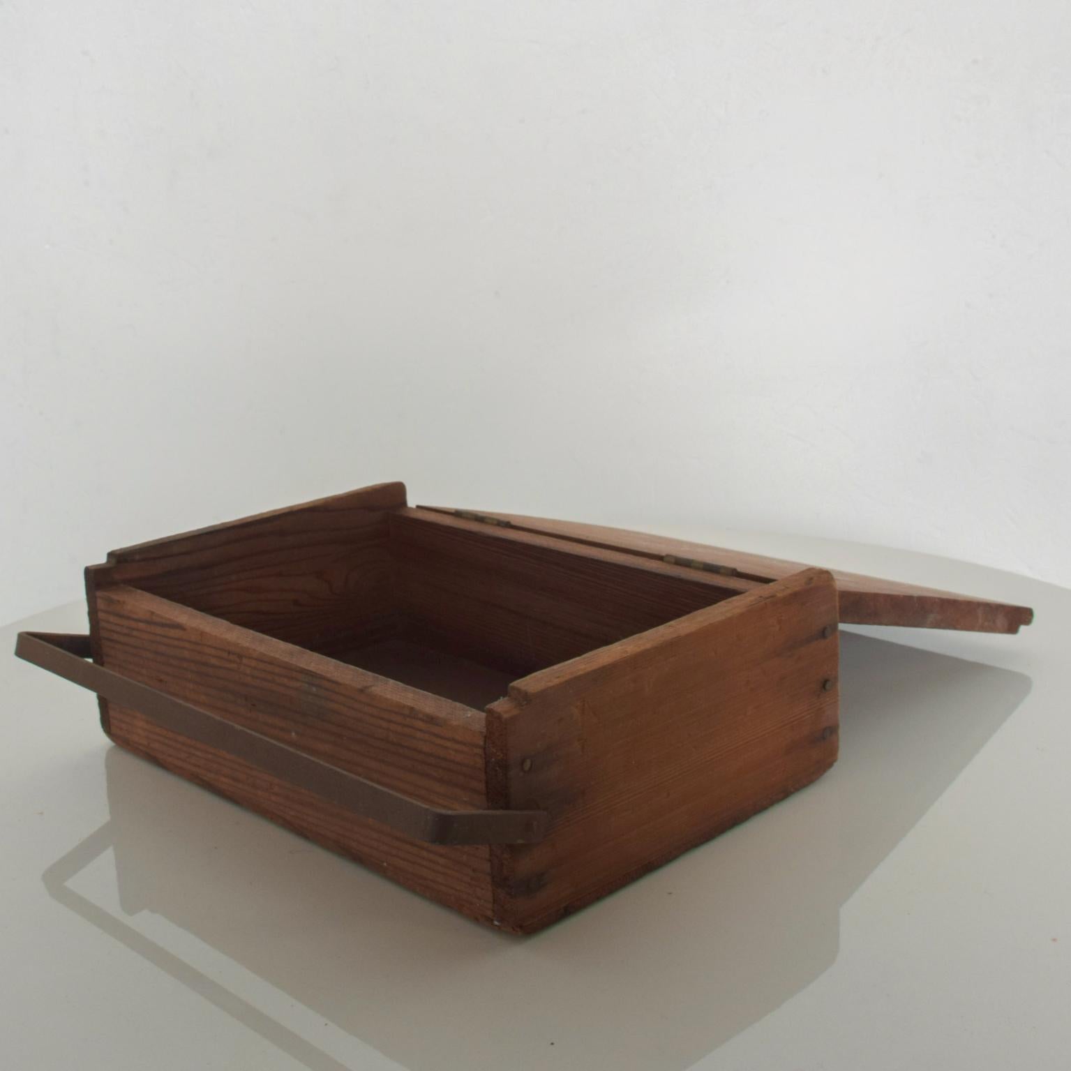 Modern Decorative Antique Wood Storage Box for Cash Secret Stash Metal Handle Closure