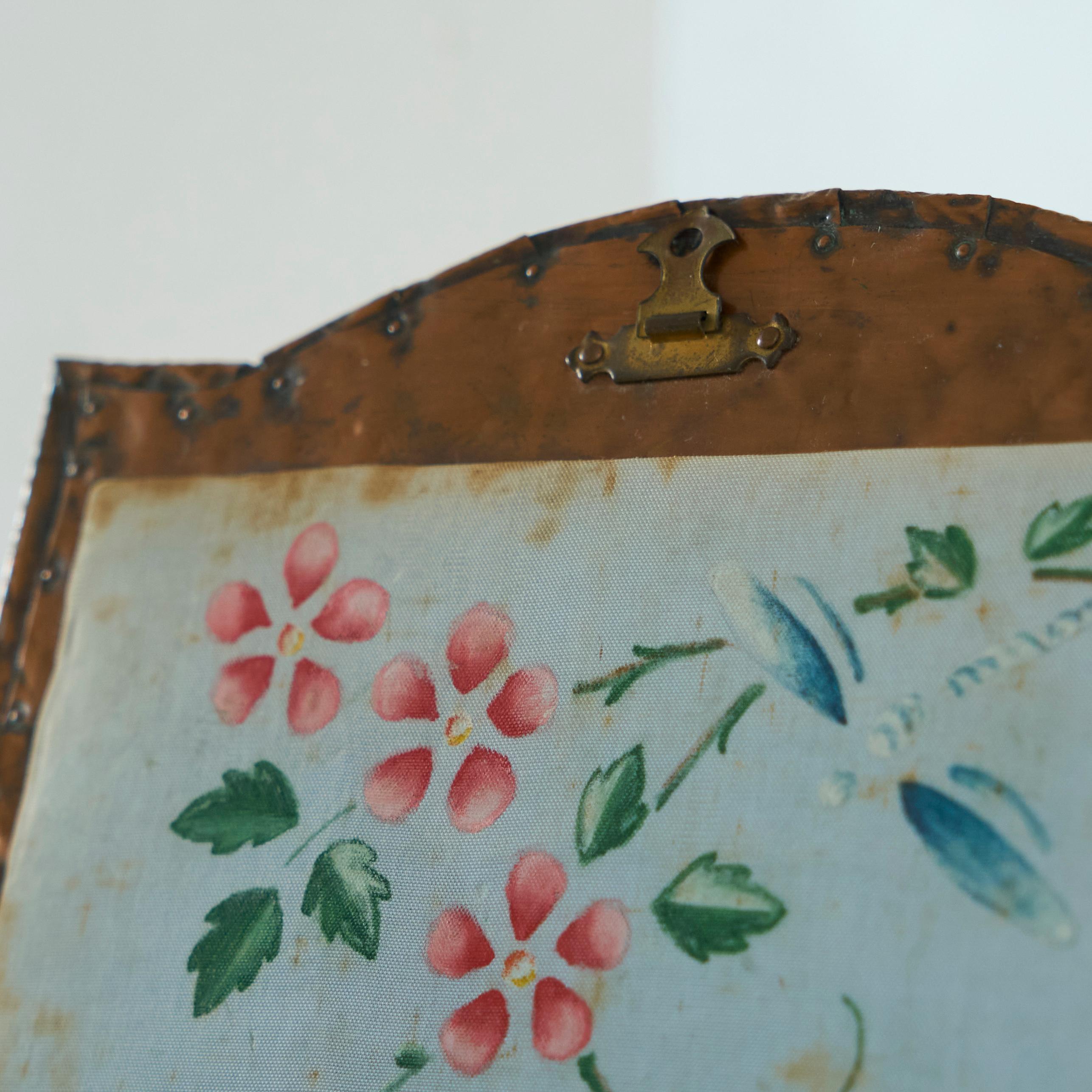 Decorative Art Deco Box in Hand Hammered Copper 1930s For Sale 4