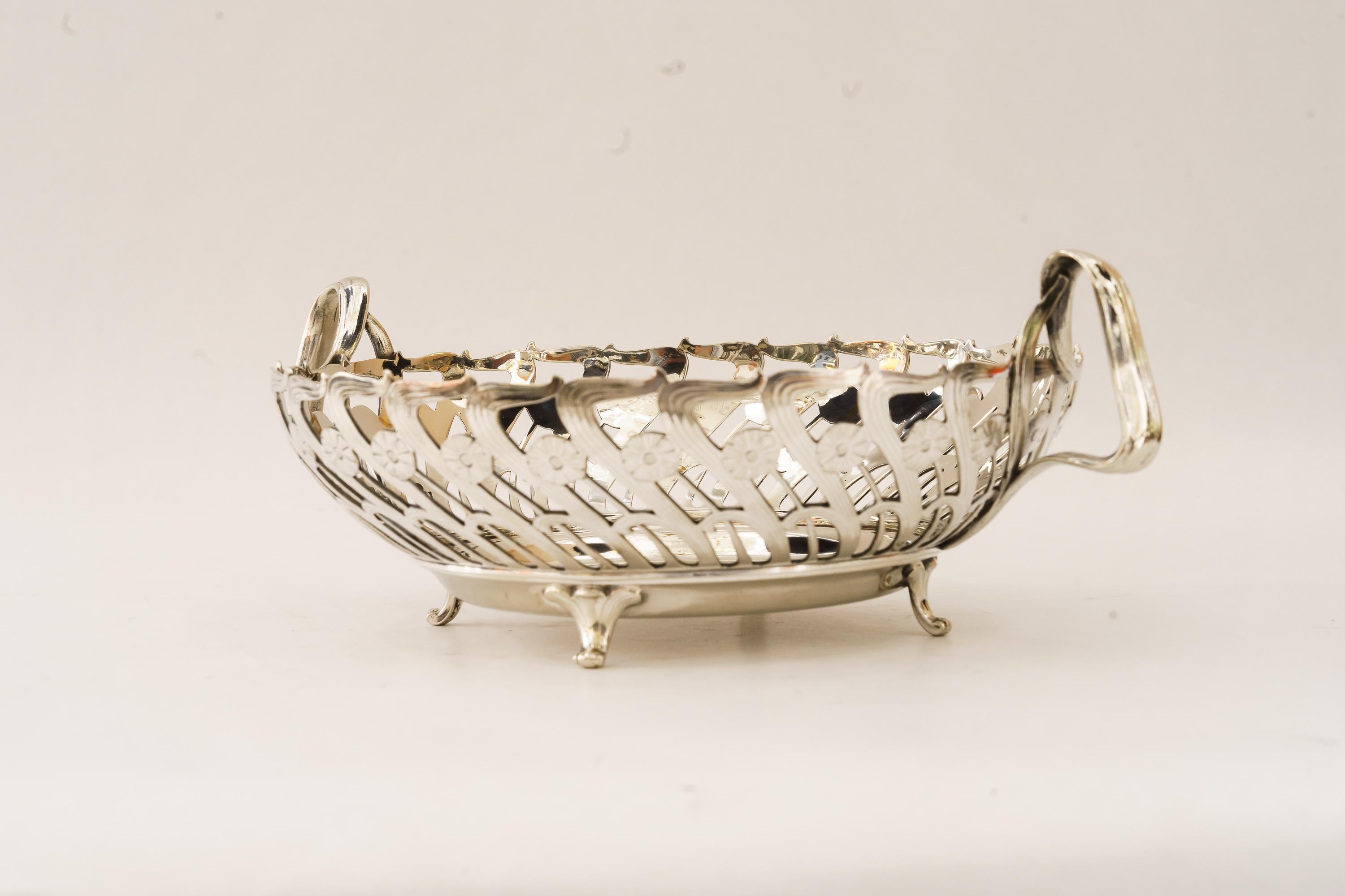 Polished Decorative art deco fruit bowl vienna around 1920s For Sale