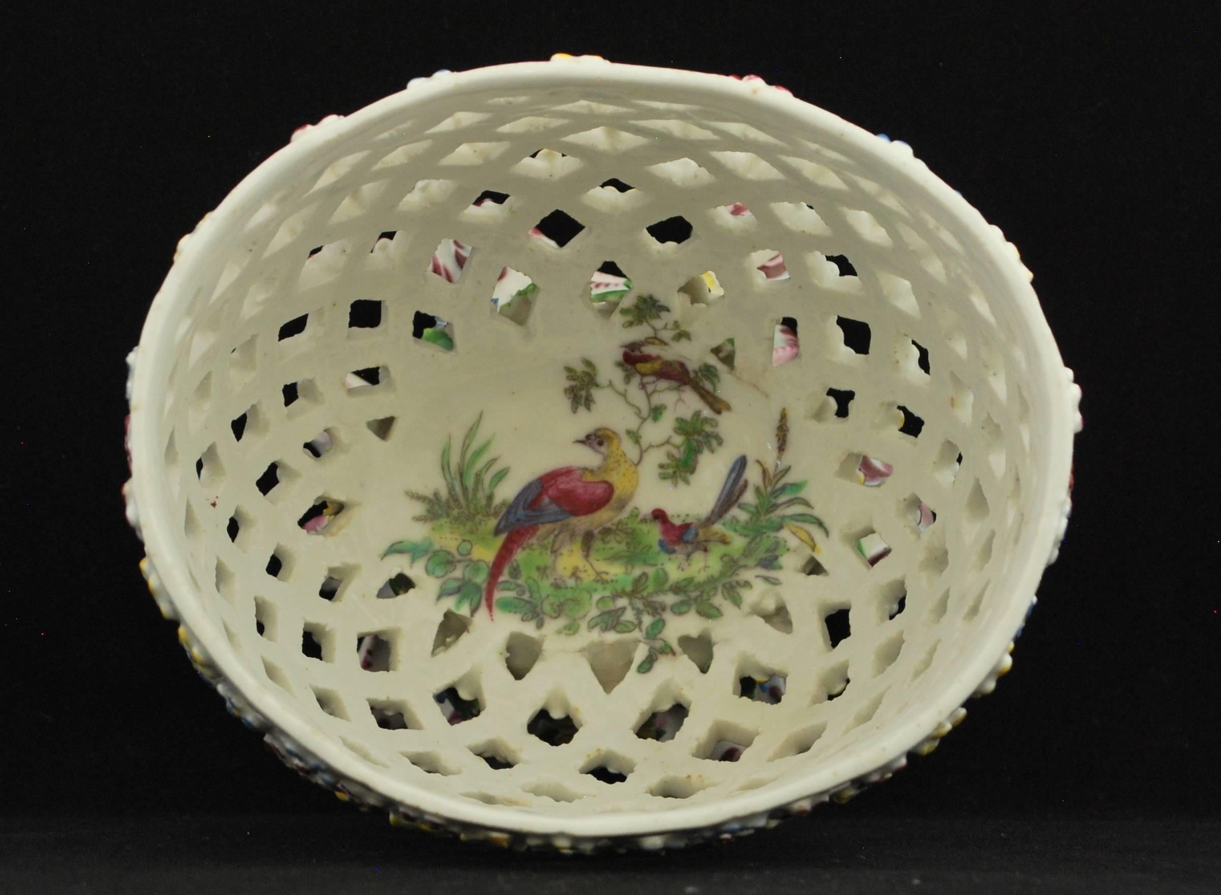 Decorative Basket, Bow Porcelain Factory, circa 1760 For Sale 1