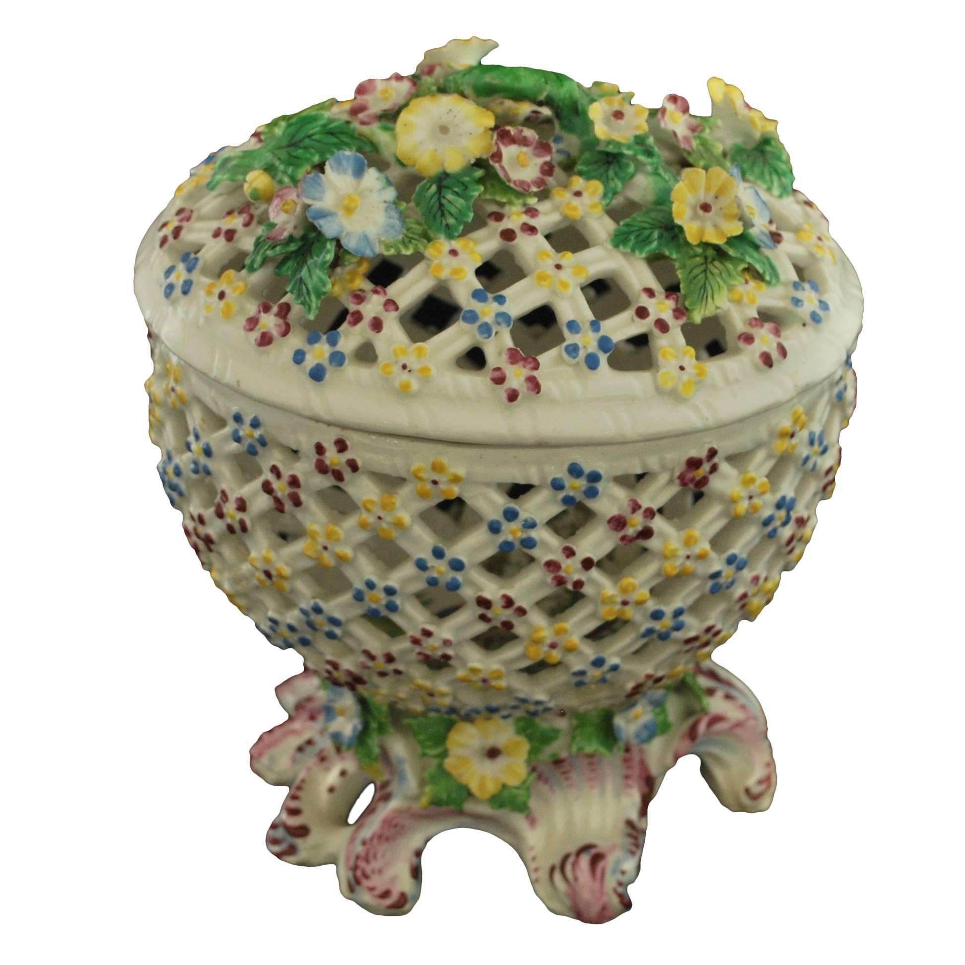 Decorative Basket, Bow Porcelain Factory, circa 1760 For Sale