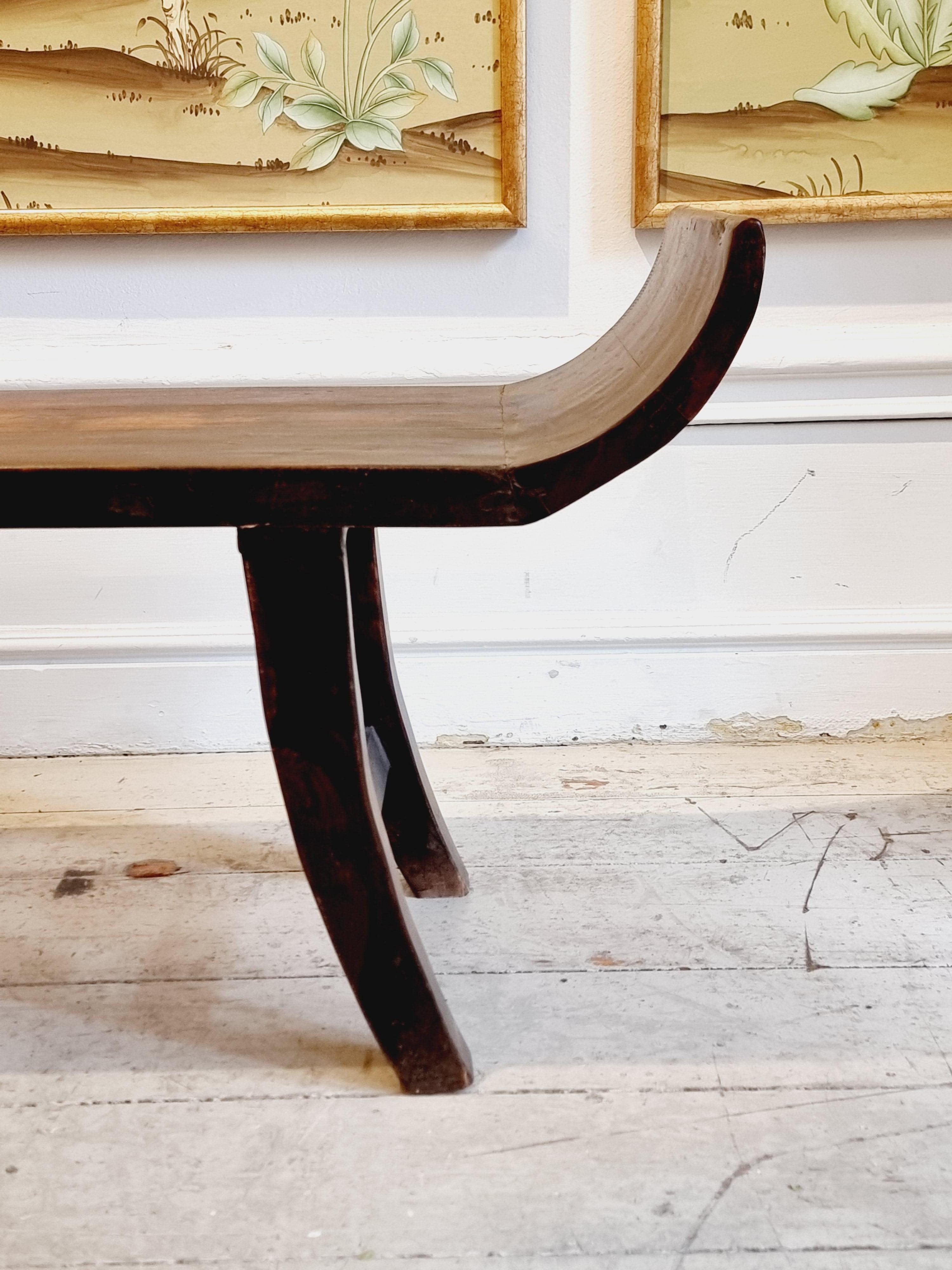 Chinese Decorative bench in dark laquered wood, Asia late 20th Century