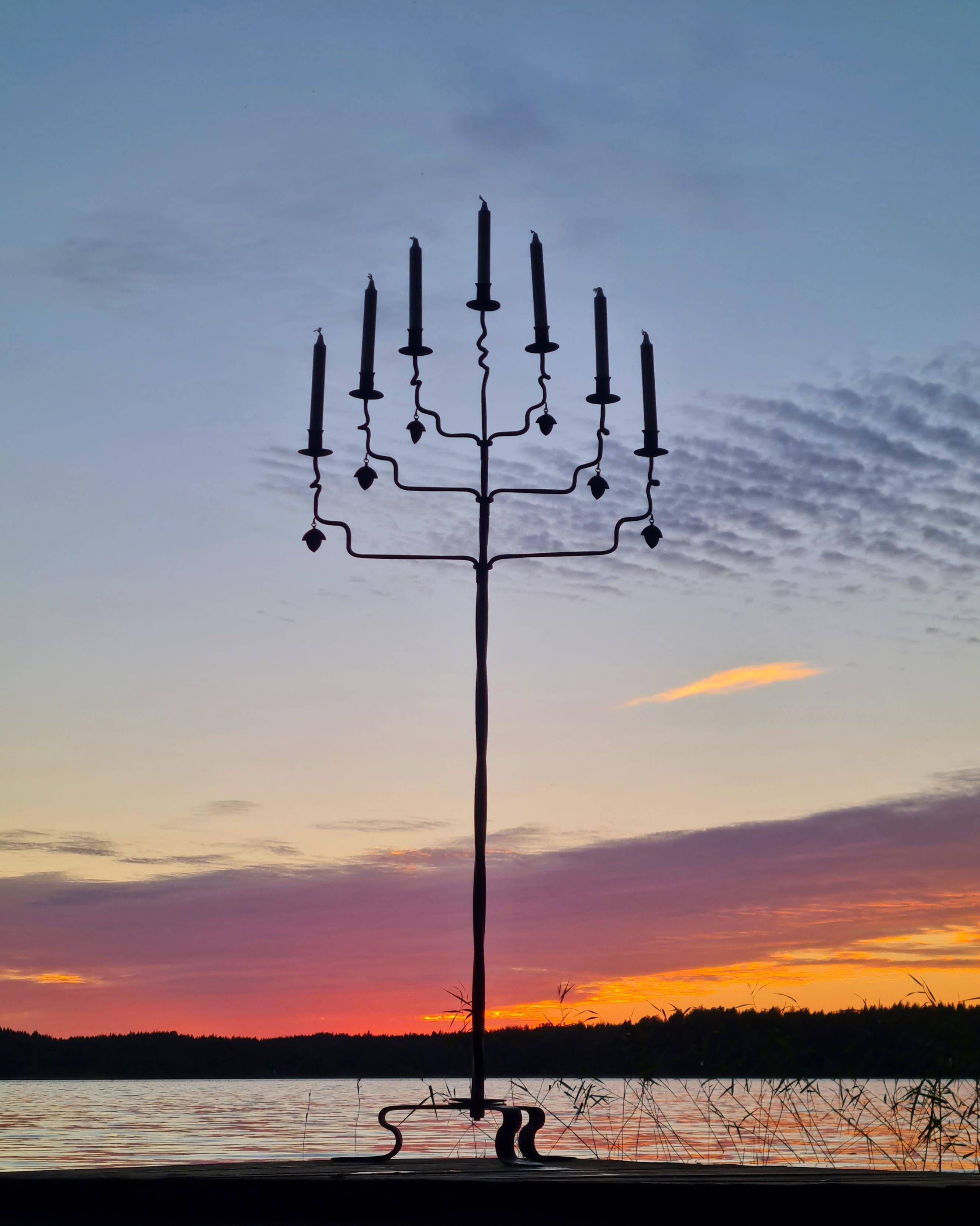 Candelabro decorativo da terra Bertel Lindholm in ferro battuto, Hakkarainen 1930 in vendita 5