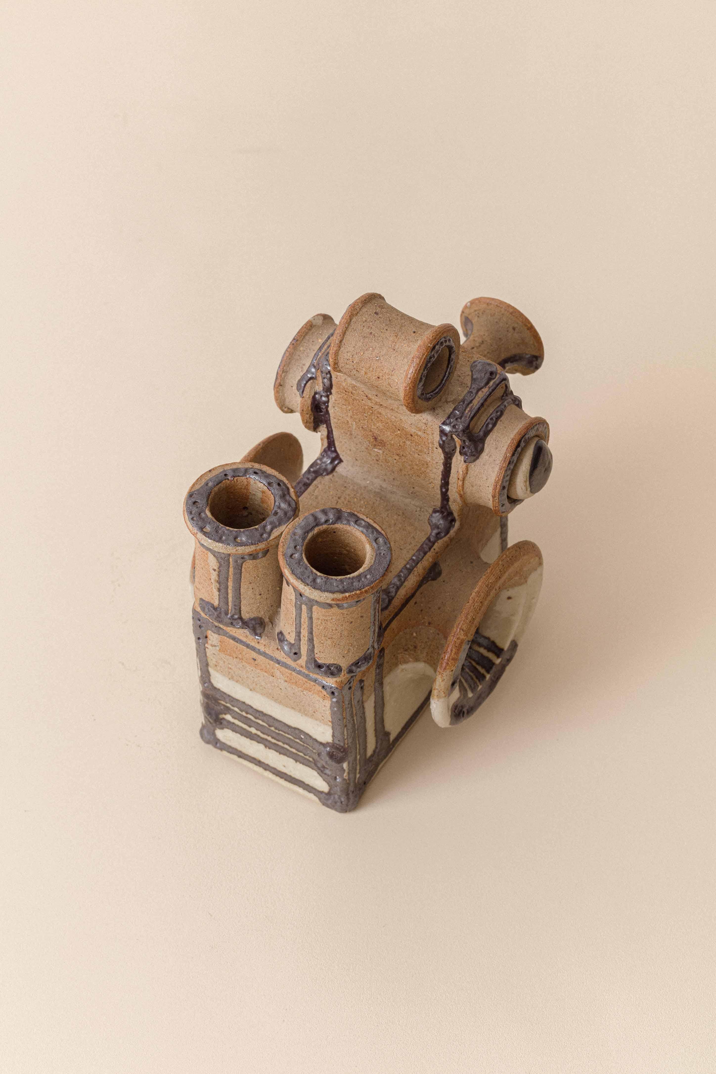 Danish Decorative Bird in Ceramic by Egon and Karin Heerwagen, 1972. For Sale