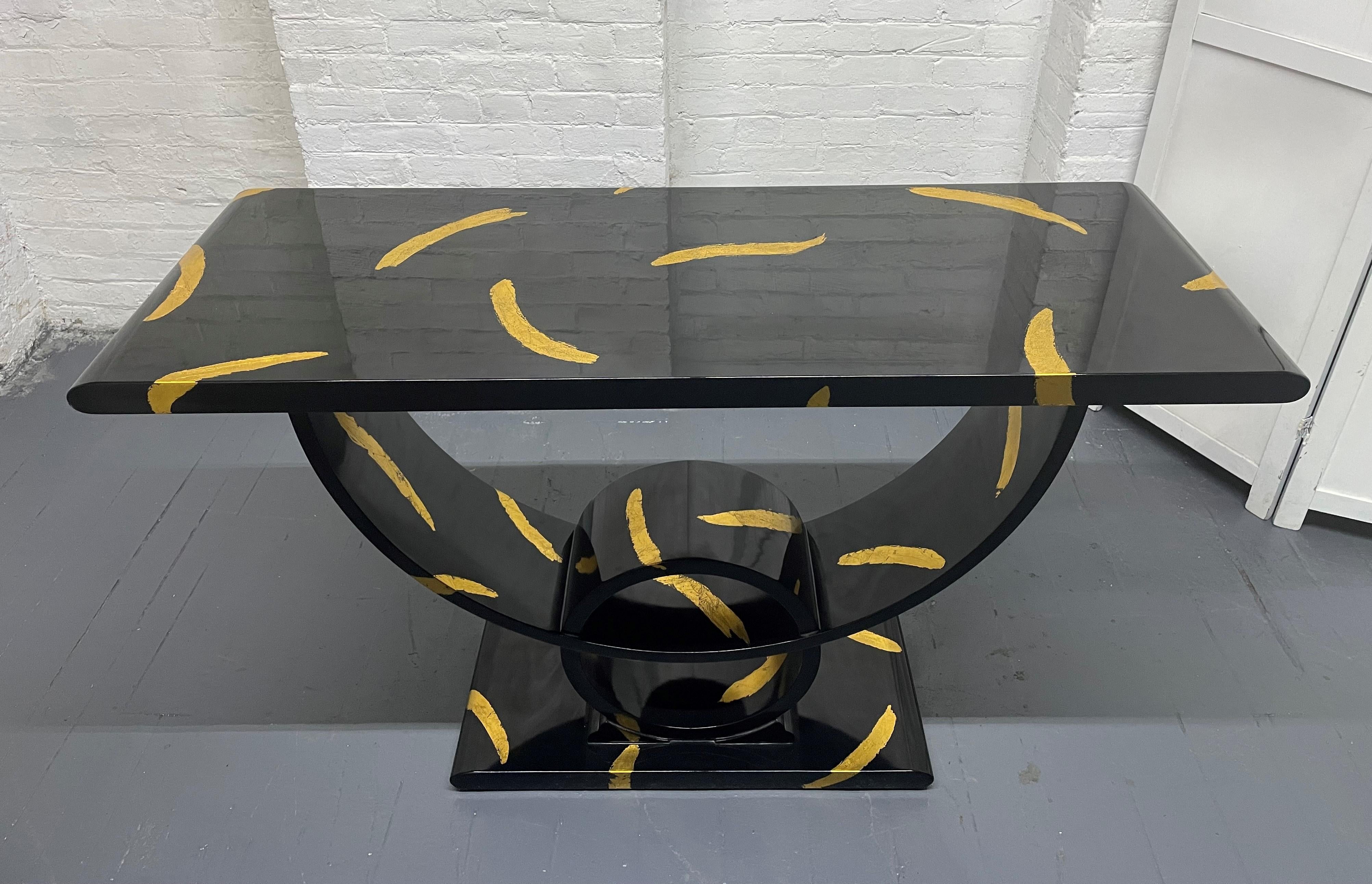 Decorative Black Lacquered and Gold Leaf Console In Good Condition For Sale In New York, NY