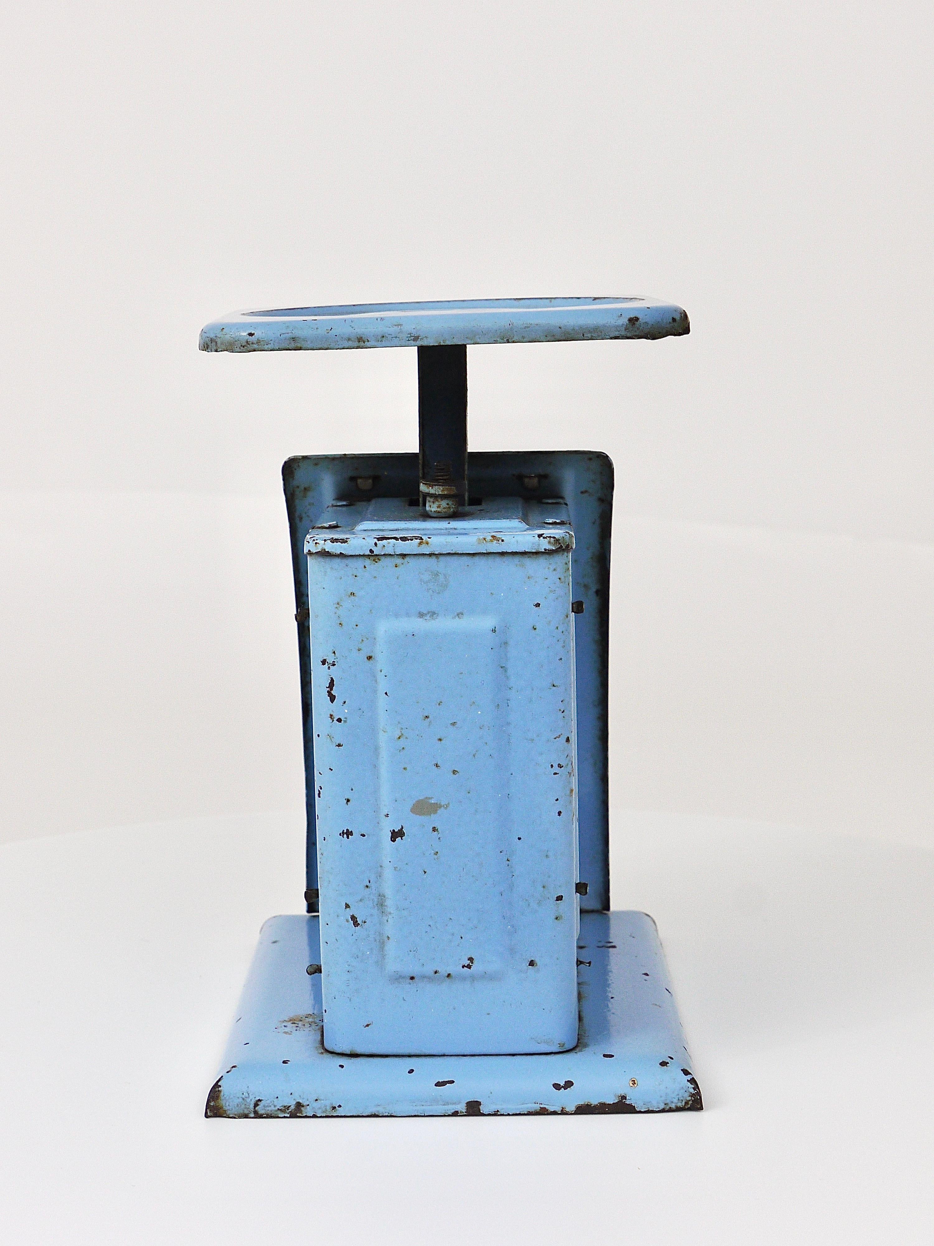Decorative Blue Marianne Brandt Avantgarde Bauhaus Letter Scale, 1930s, Germany In Good Condition For Sale In Vienna, AT