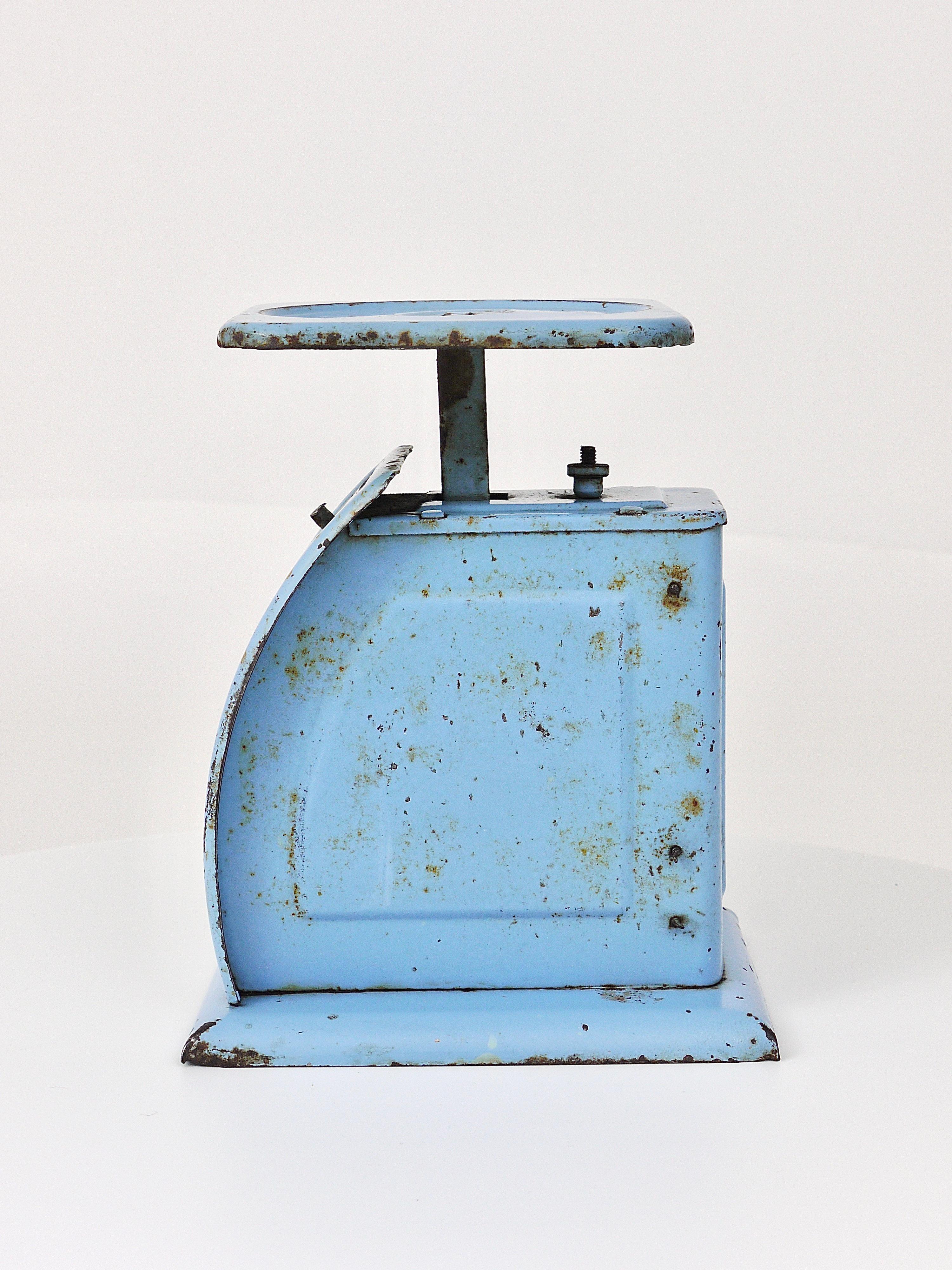 Metal Decorative Blue Marianne Brandt Avantgarde Bauhaus Letter Scale, 1930s, Germany For Sale