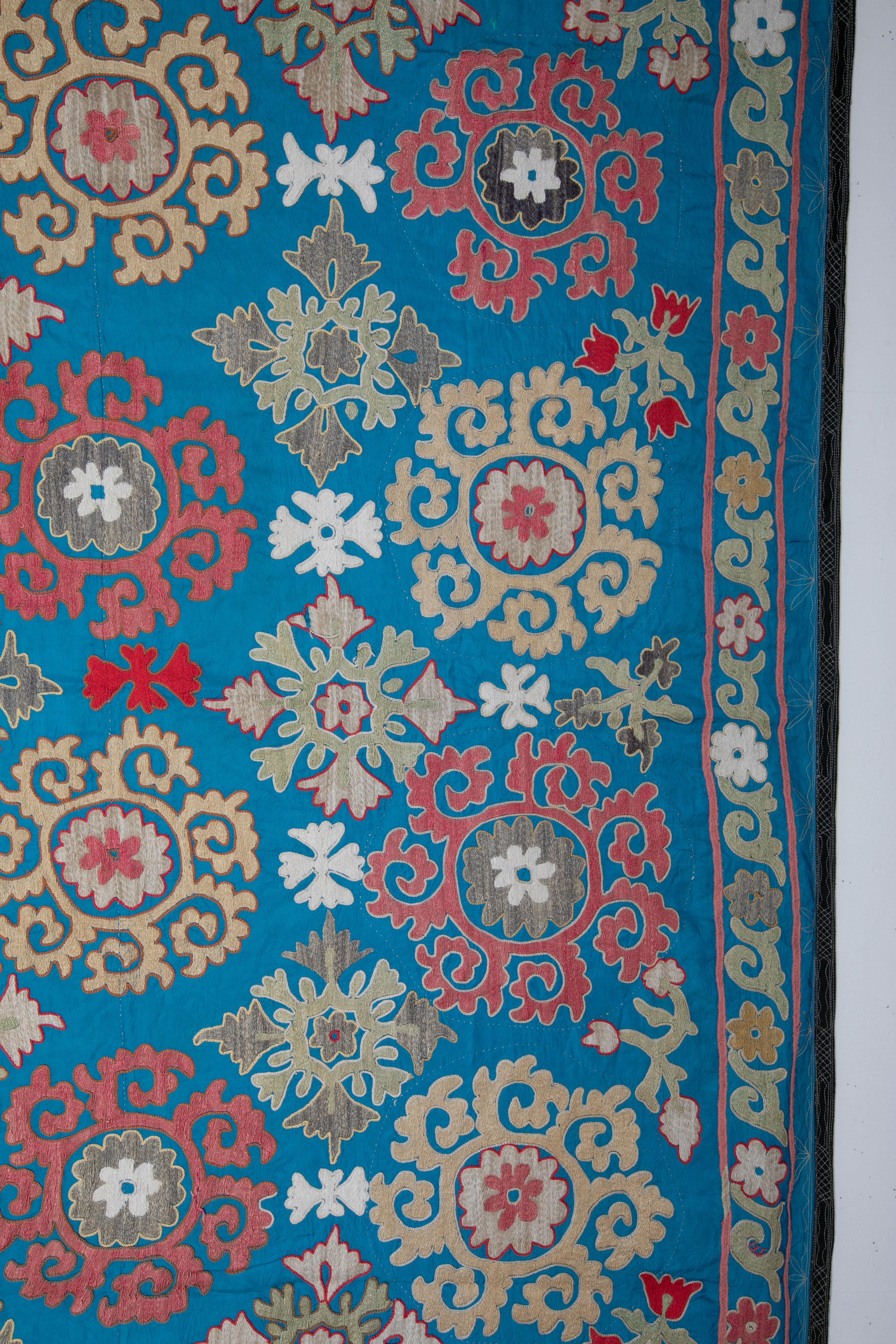Decorative Blue Suzani from Uzbekistan, 1970s In Good Condition In Istanbul, TR