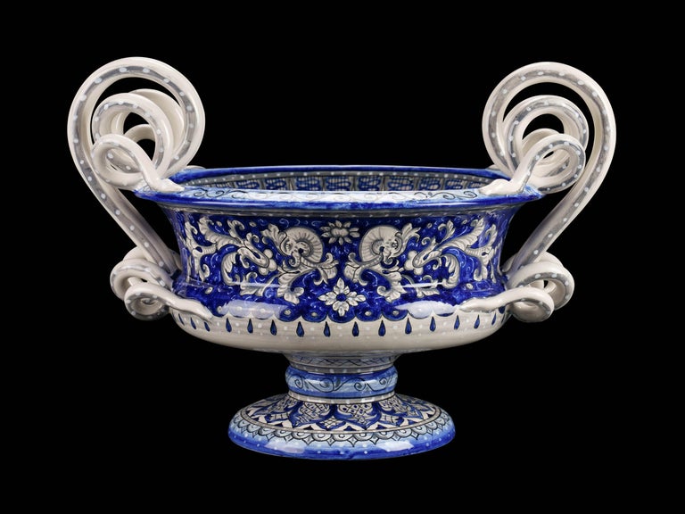 Centerpiece Bowl Riser Decorated Ornament Handles Majolica Blue White