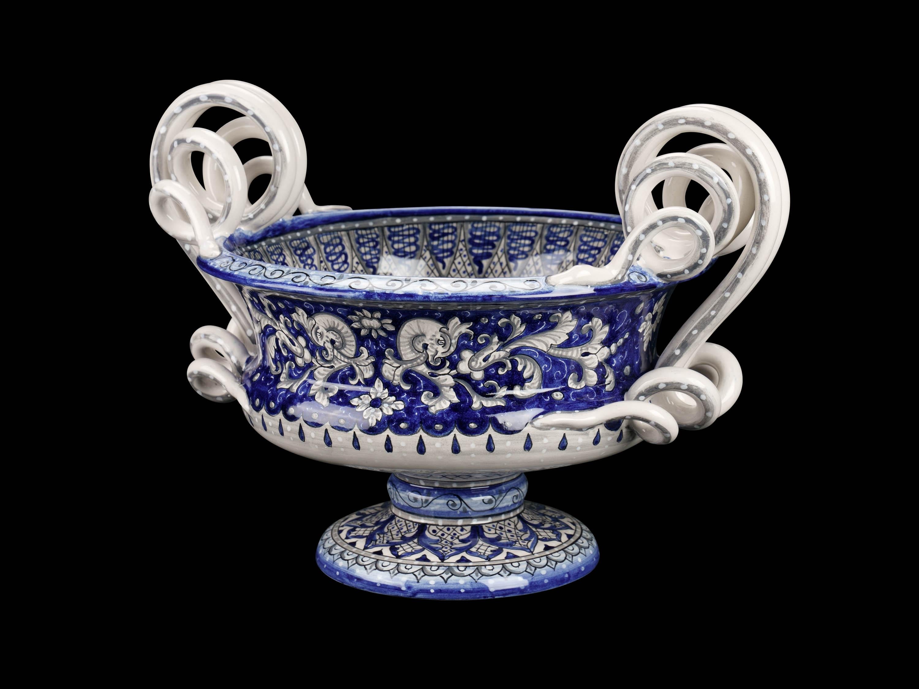 Centerpiece Bowl Riser Decorated Ornament Handles Majolica Blue White Vessel For Sale 1