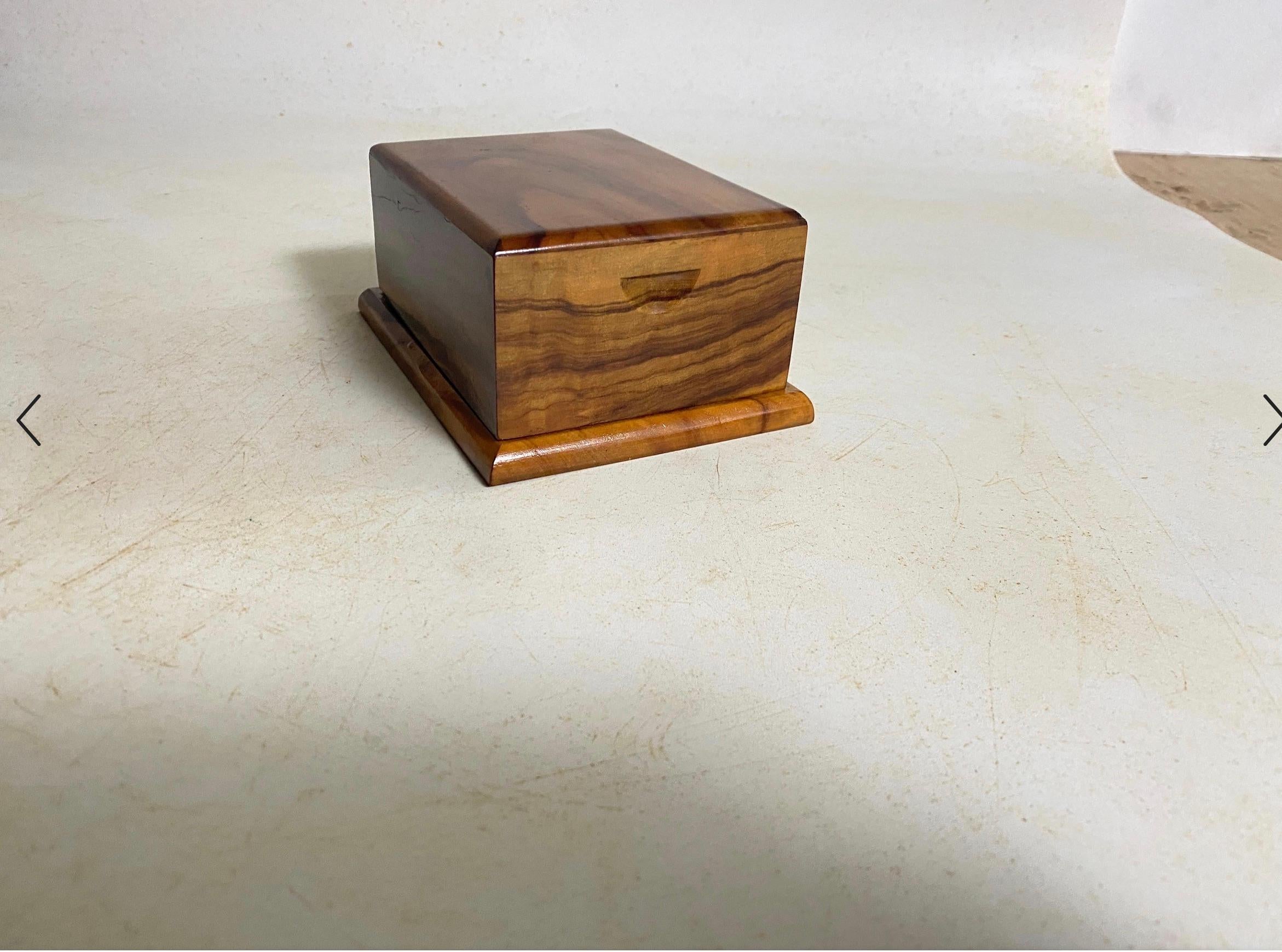 French Decorative Box for Cigarettes in olive wood brown color France circa 1950 For Sale