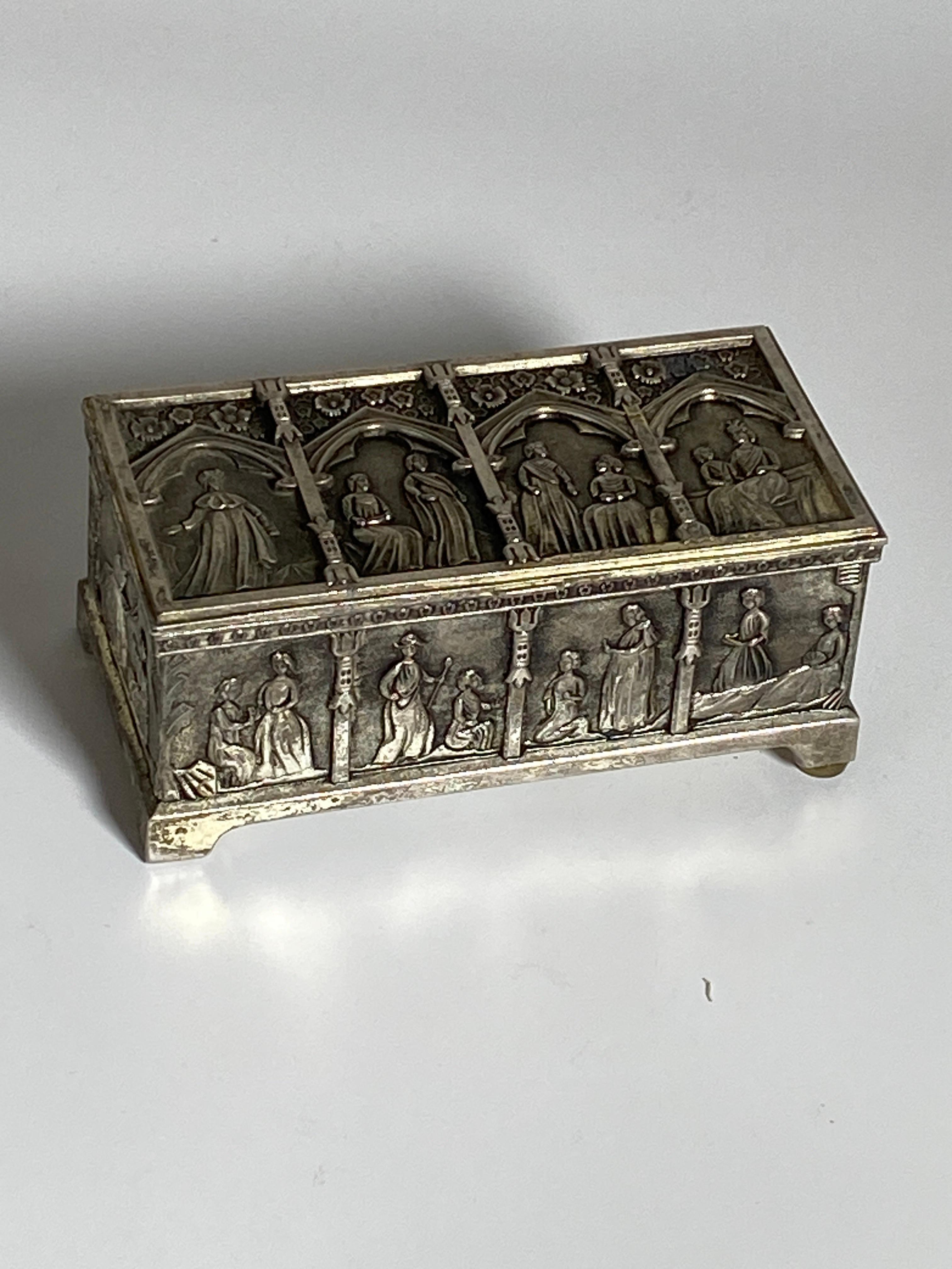 Dekorative Schachtel aus Metall, Silberfarbe, England, 19. Jahrhundert im Angebot 9