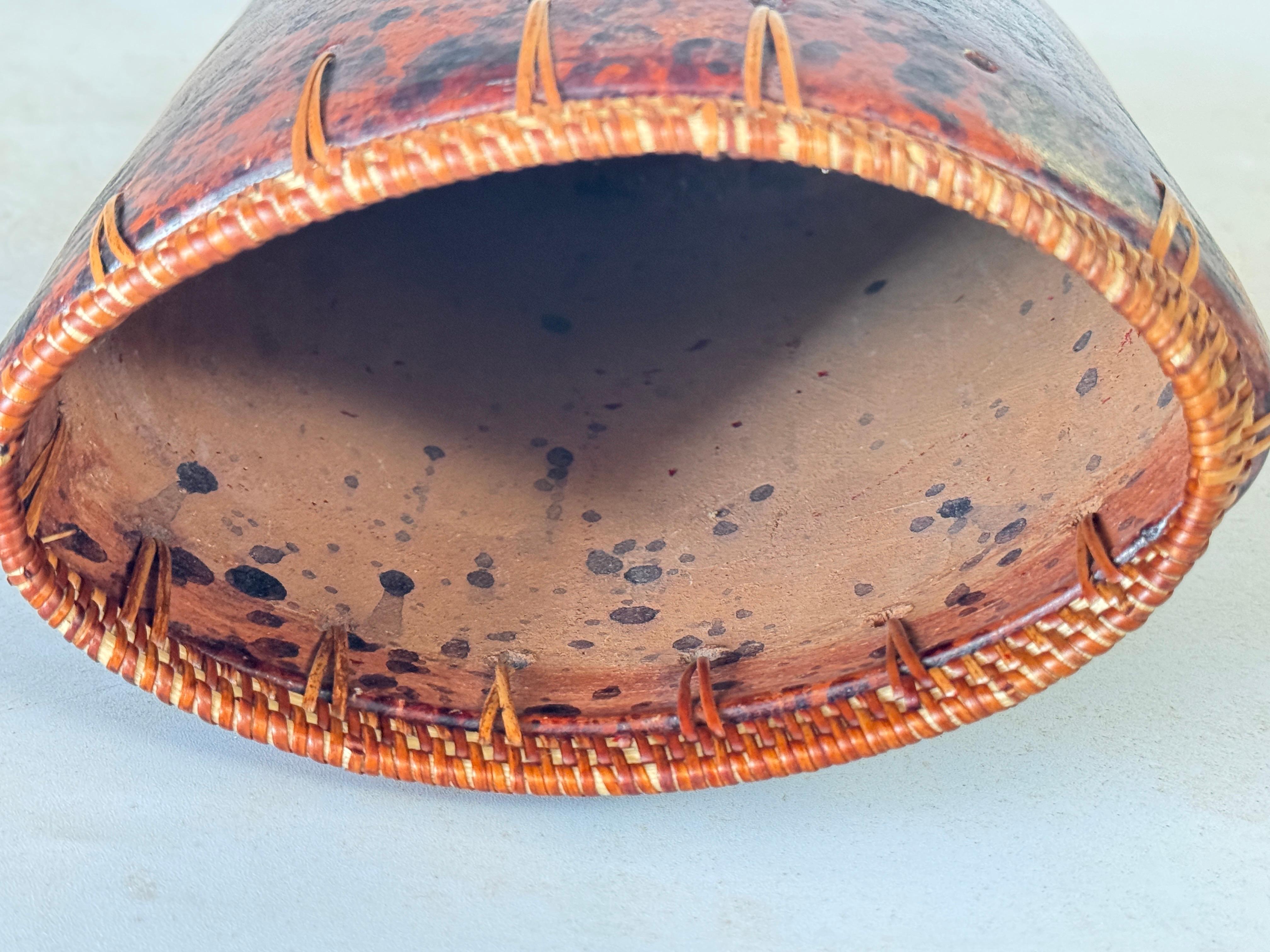 Boîte décorative ou vase en terre cuite Afrique 20e siècle Couleur Brown  Bon état - En vente à Auribeau sur Siagne, FR