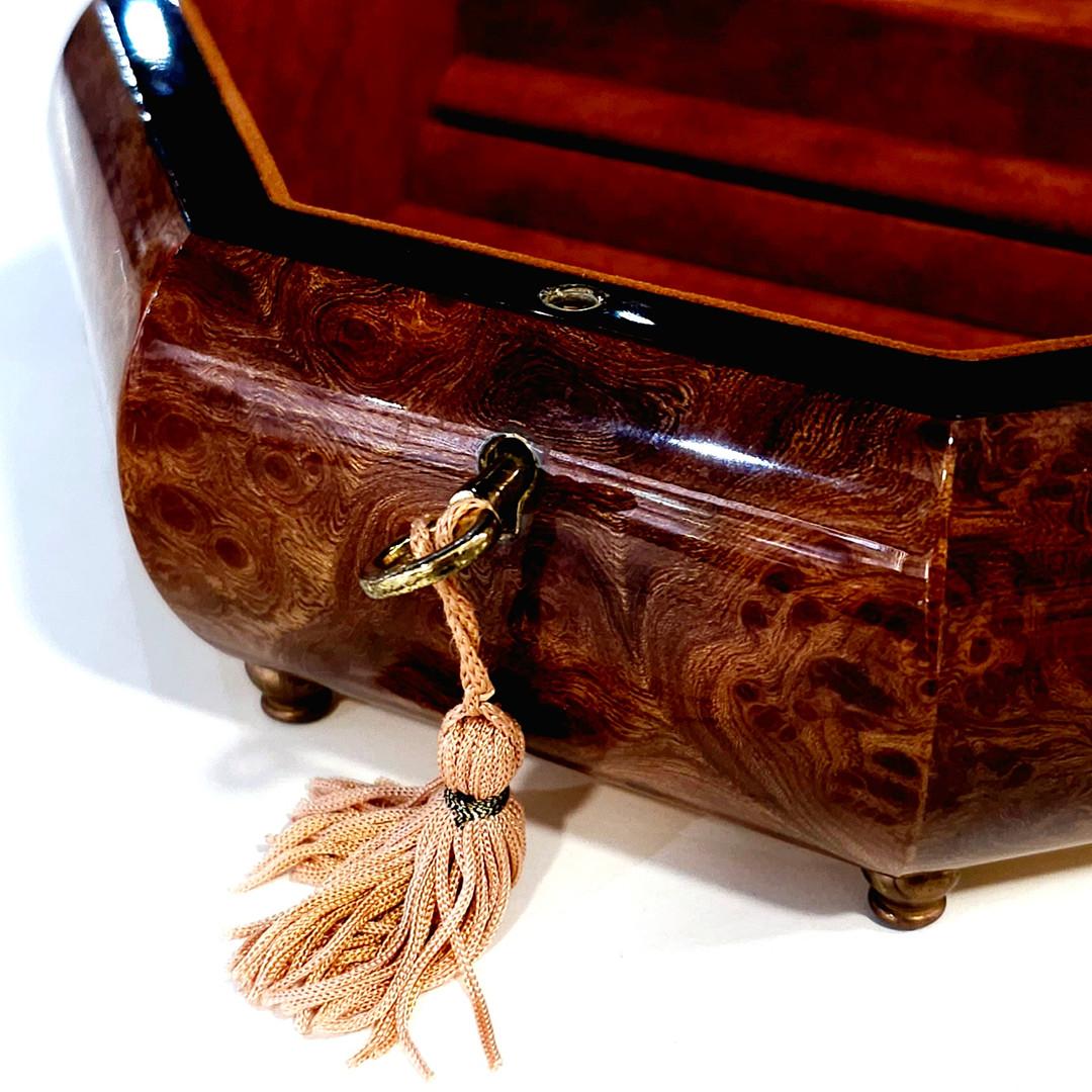 Caja Decorativa con Llave, Joyero Musical Italiano Caja Marrón de Madera Vintage Cepillado en venta