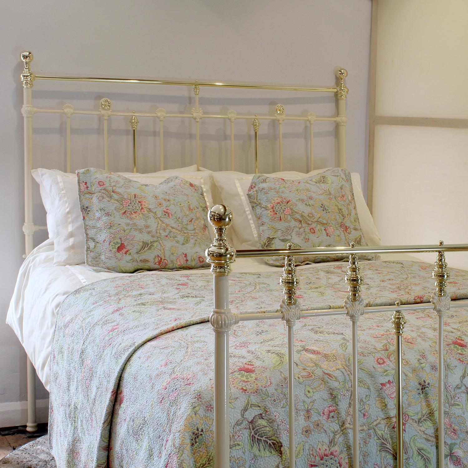 Cast Decorative Brass and Iron Victorian Antique Bed in Cream MK285