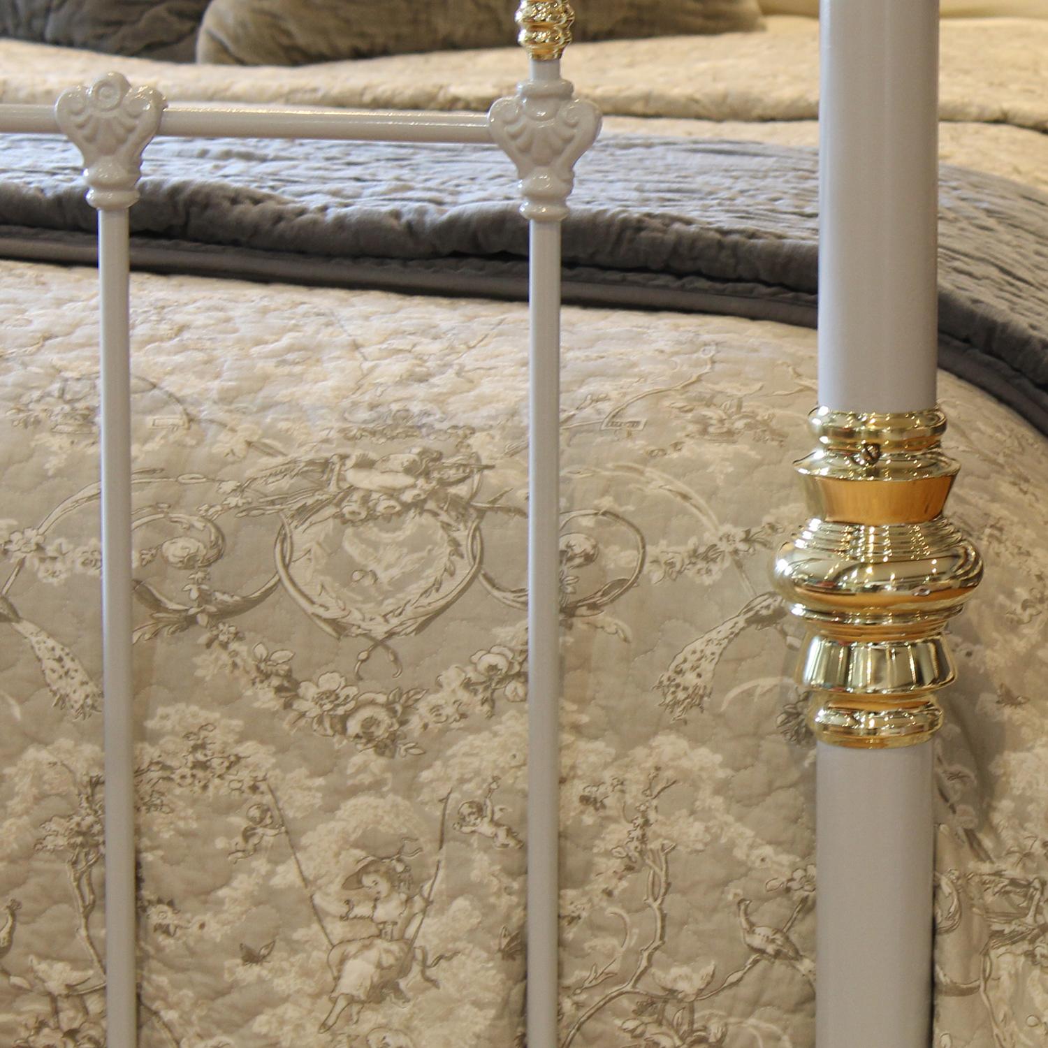 Cast Decorative Brass and Iron Victorian Antique Bed in Grey MK275