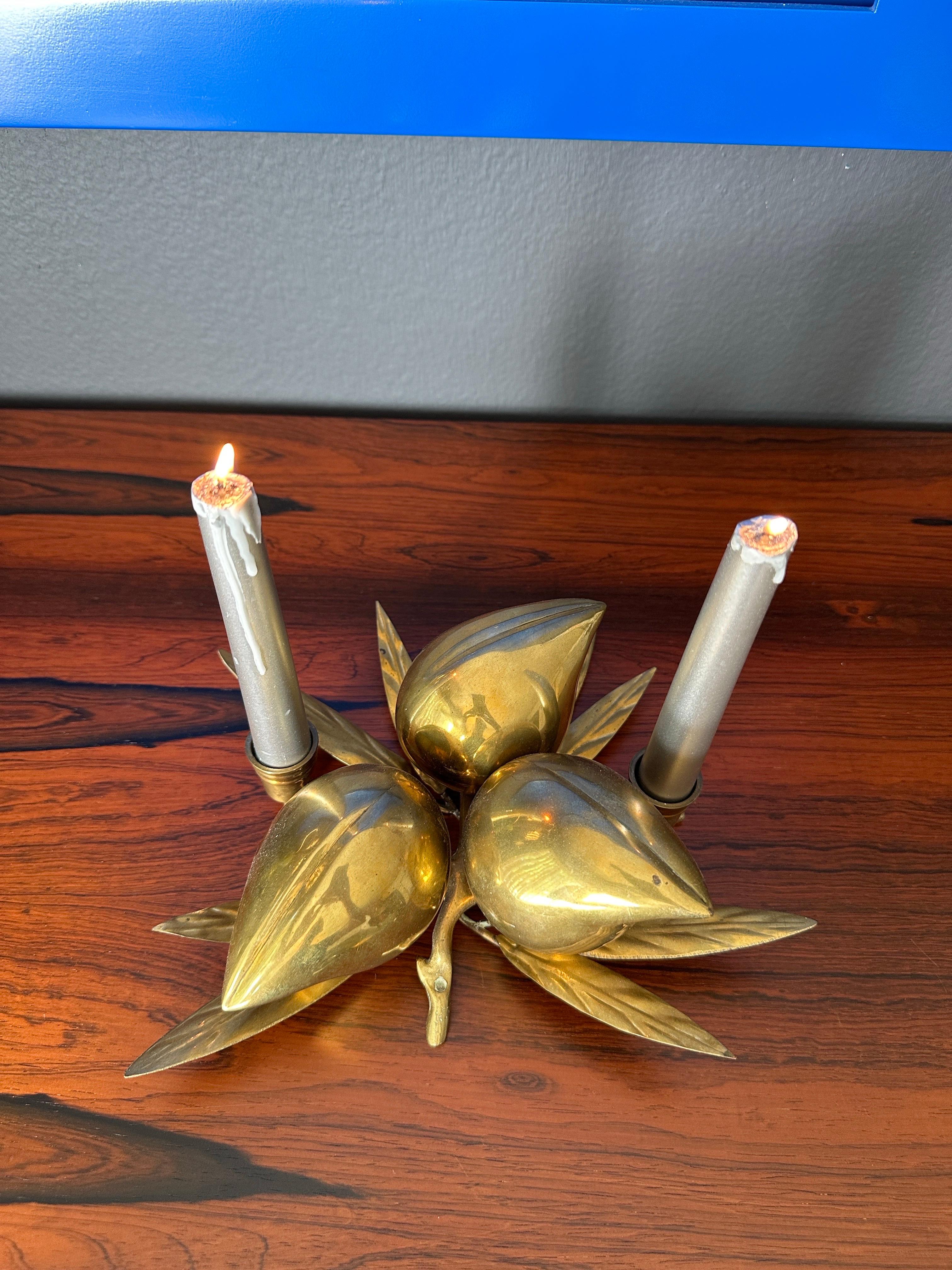 Portacandele o fermacarte decorativo in ottone a forma di limoni in vendita 6