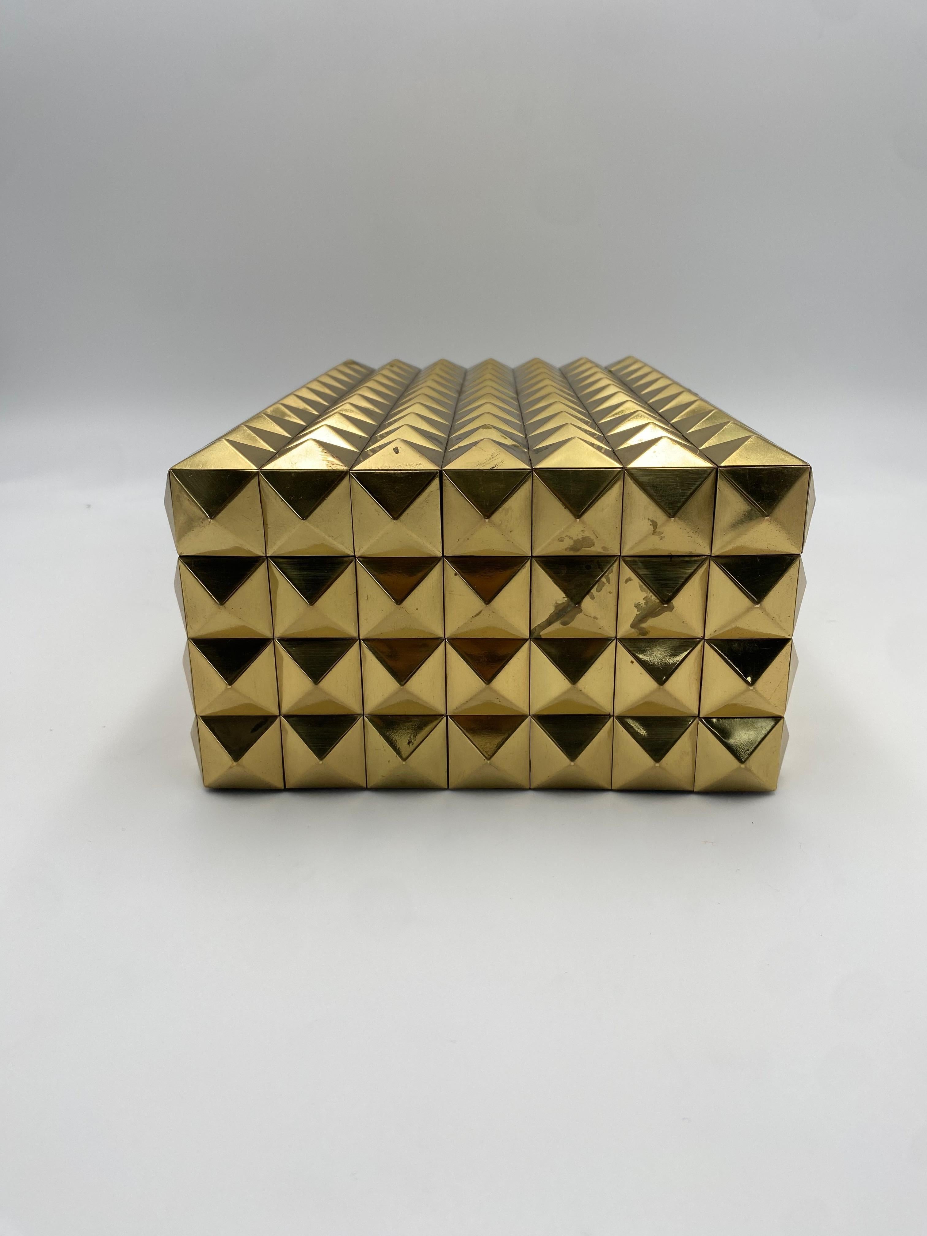 Decorative Brass Pyramid Lidded Box 8