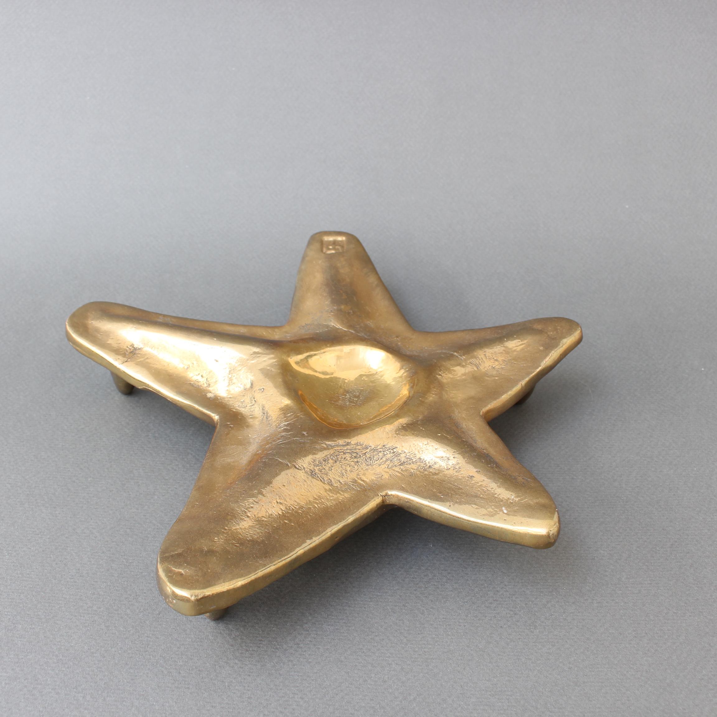 Decorative Brass Trivet in Starfish Motif by David Marshall 'circa 1990s' For Sale 5